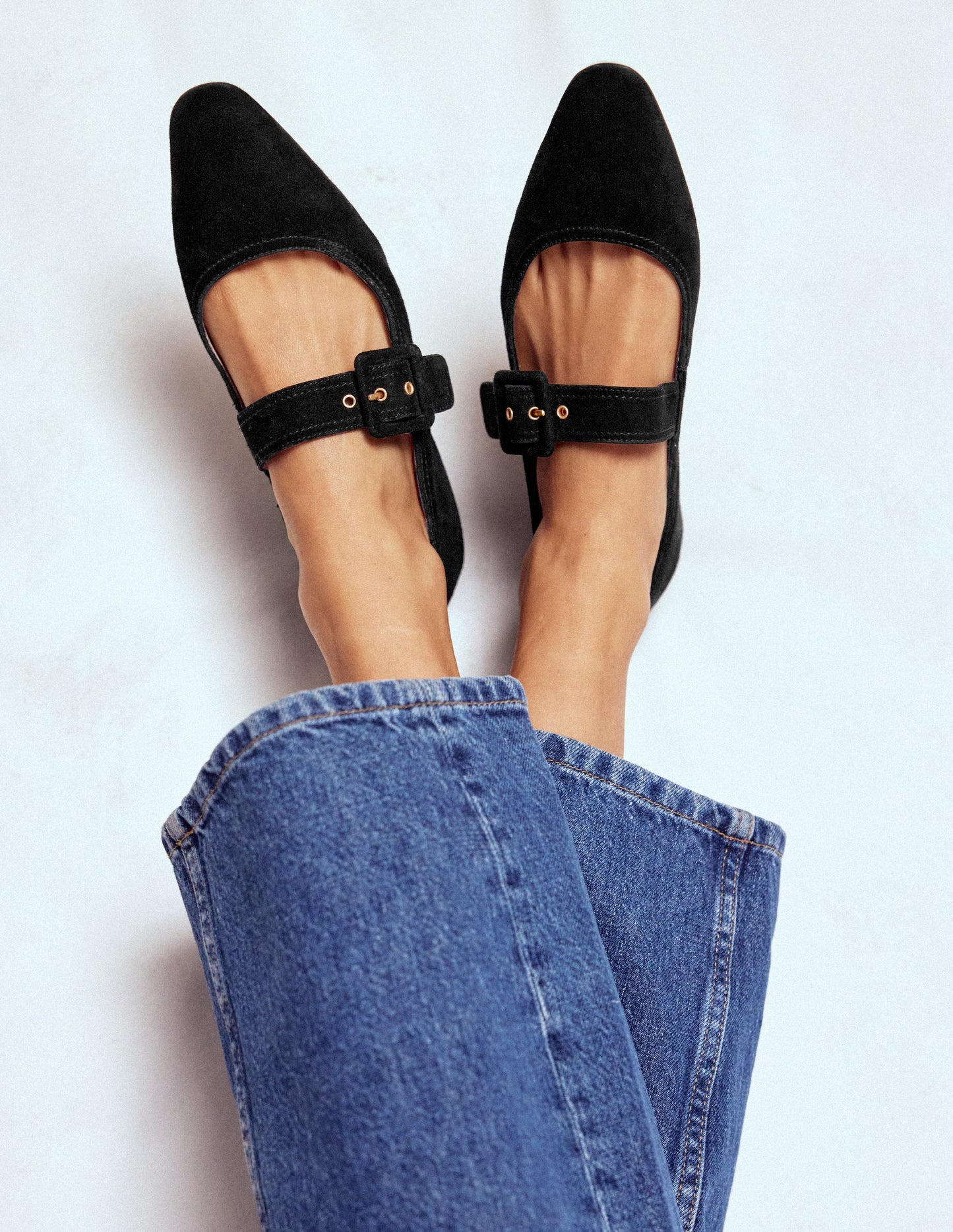 Vic Mary Janes mit geformter Spitze-Schwarz