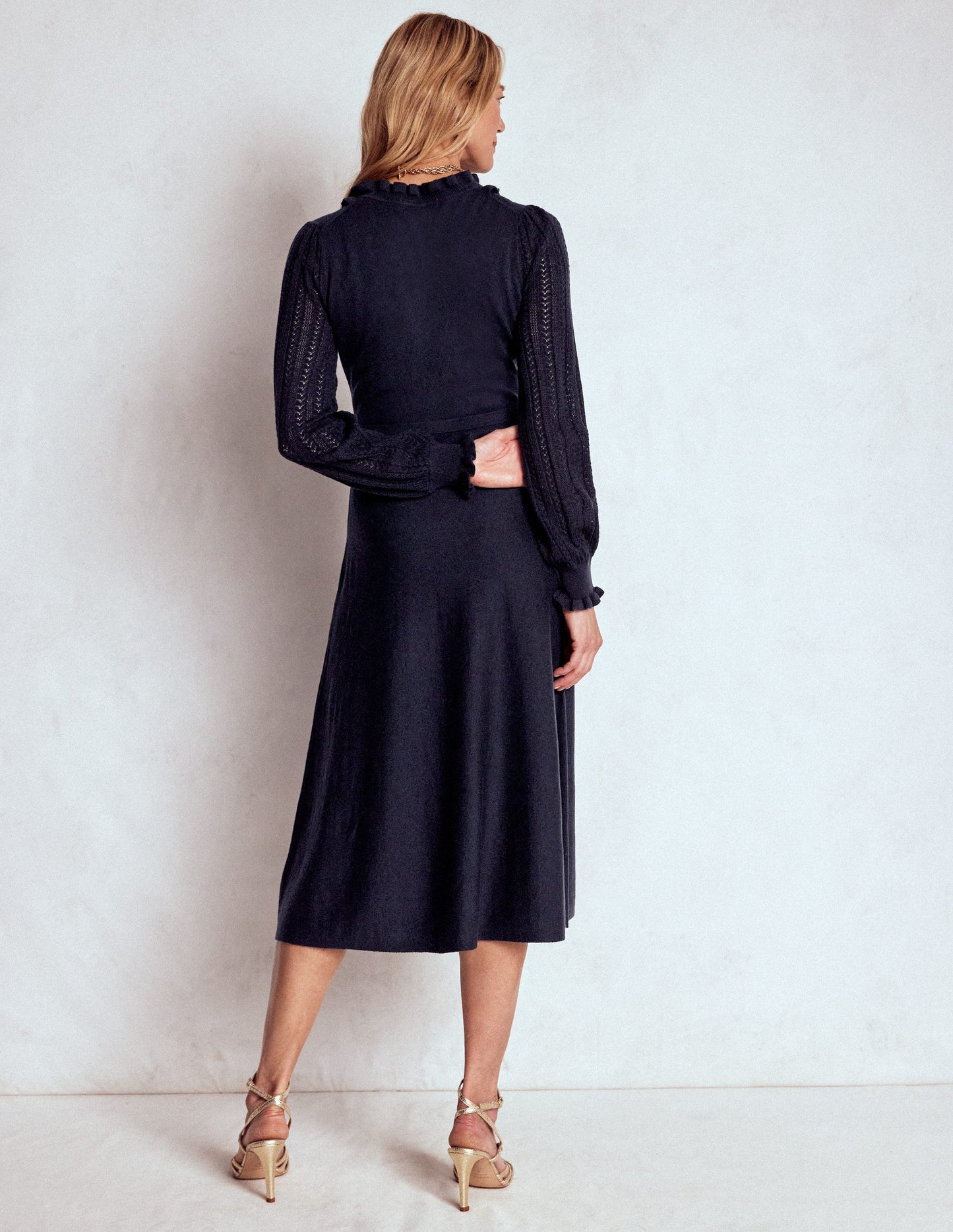 Winifred Strickkleid mit Rüschen-Marineblau