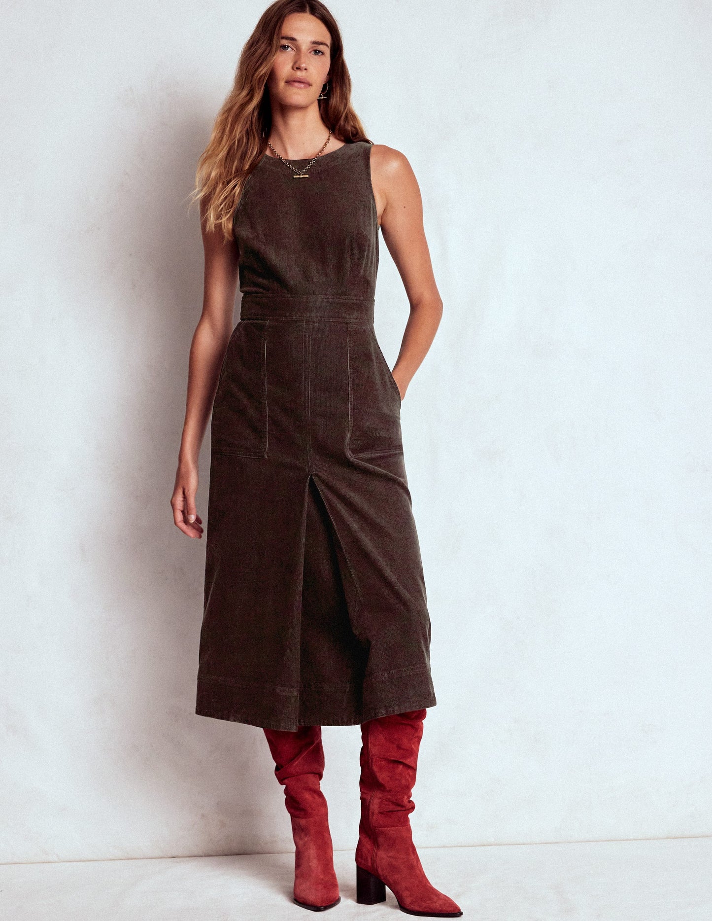 Ula Cord-Midikleid mit Kellerfalte-Espresso