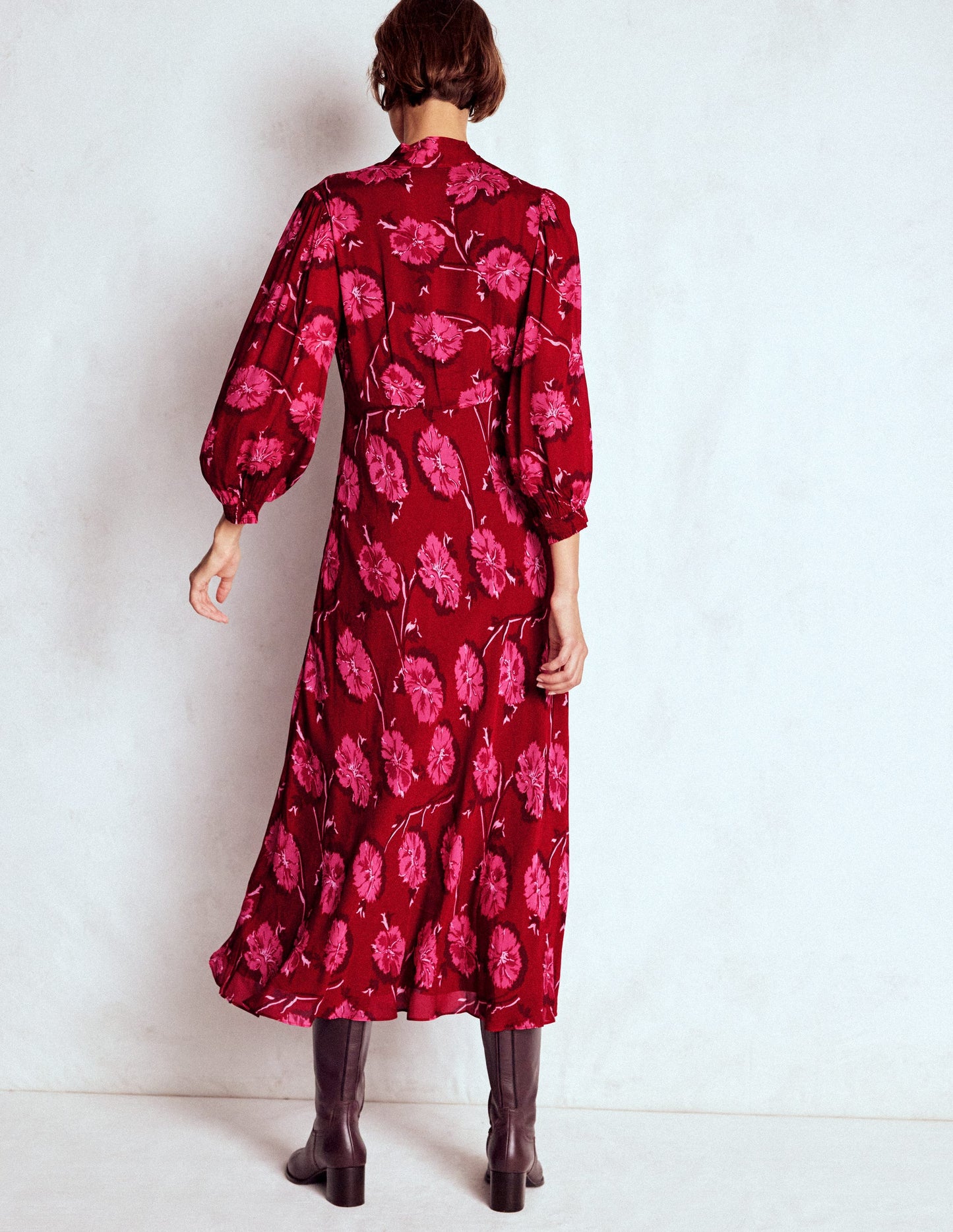Robe Brooke style 40s avec liens à l'encolure-Rouge canneberge, motif Delicate Vine