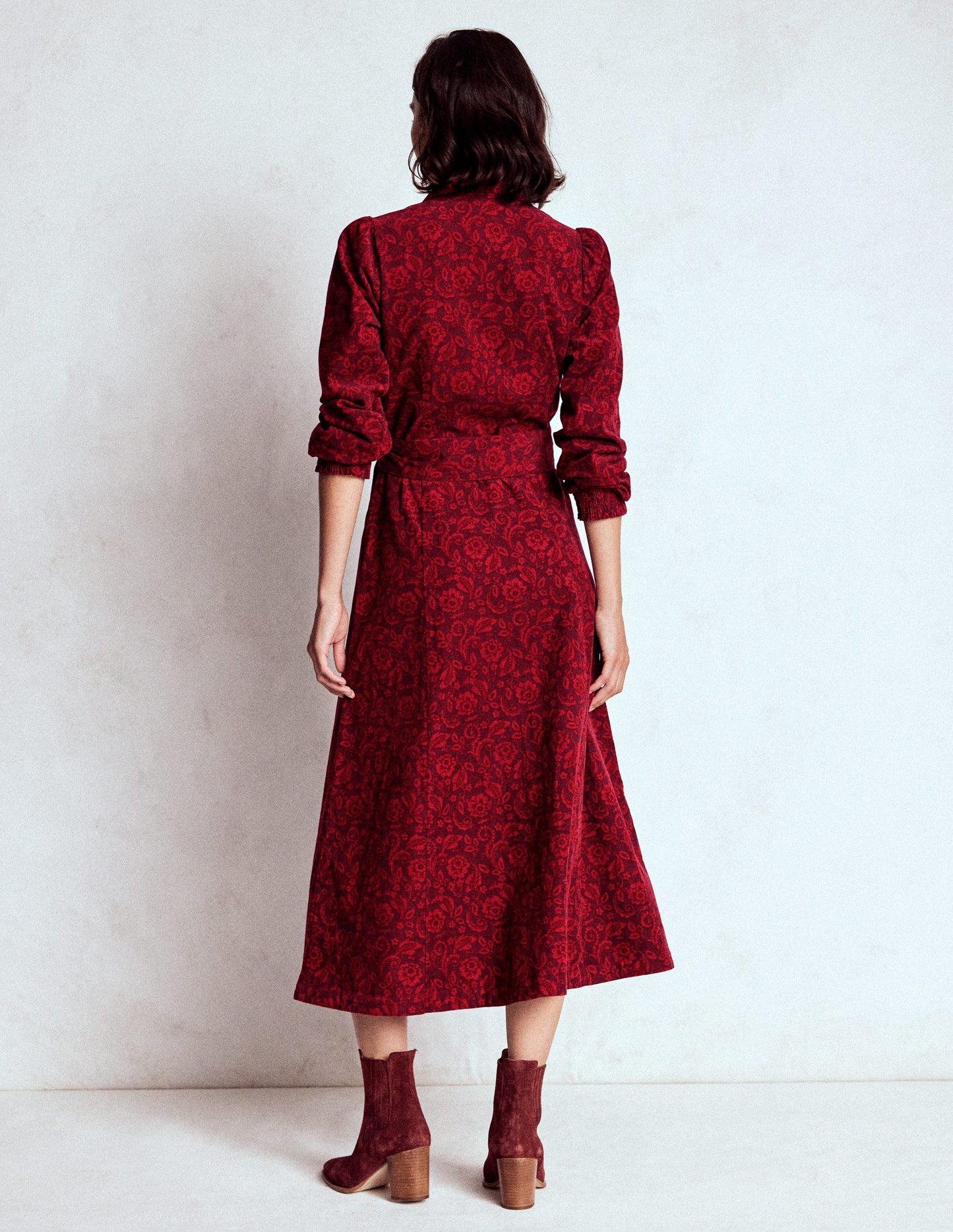 Clara Midikleid aus Cord-Rotes Lakritz, Blumenornament
