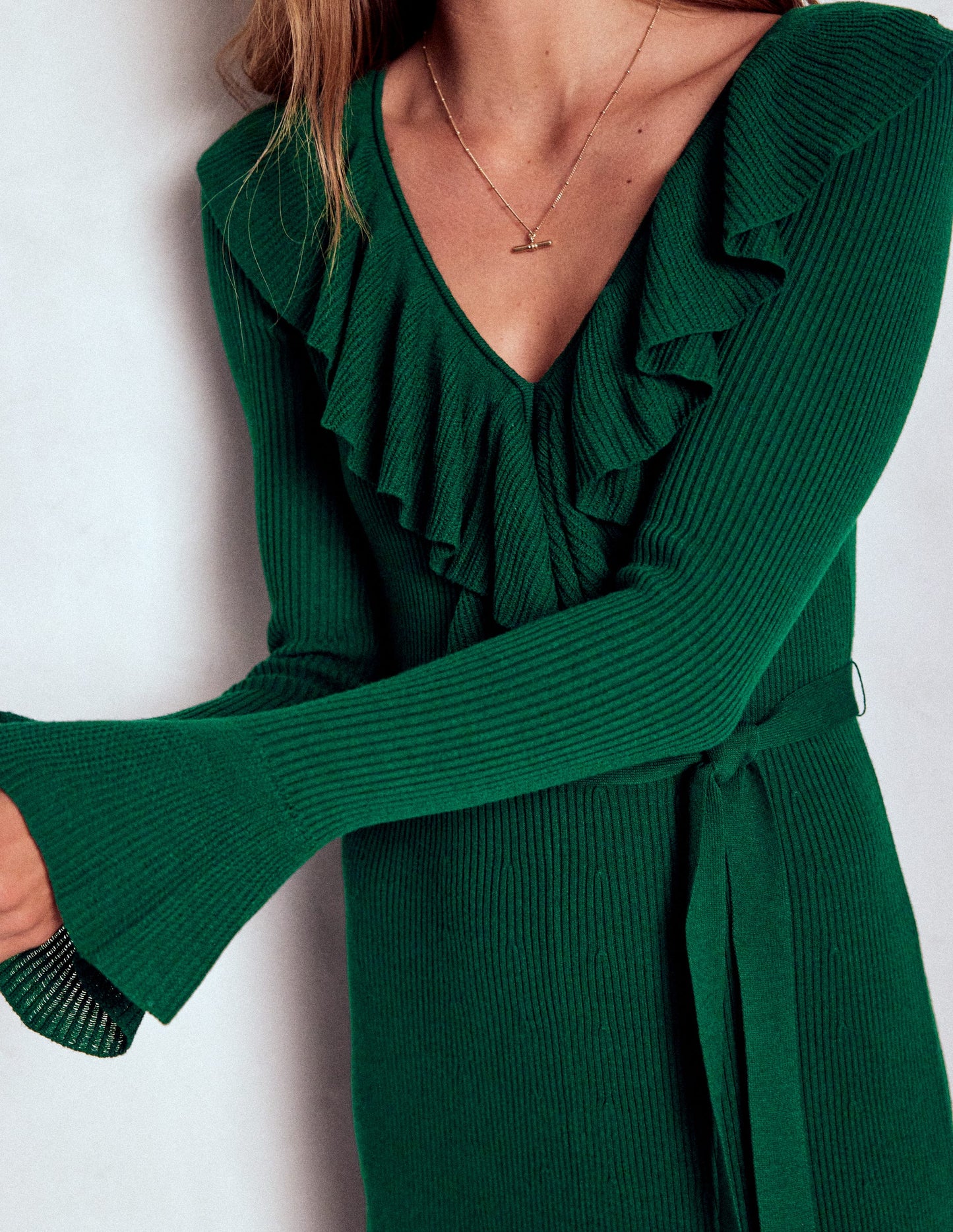 Rippstrick-Kleid mit Rüschen-Dunkles Smaragdgrün