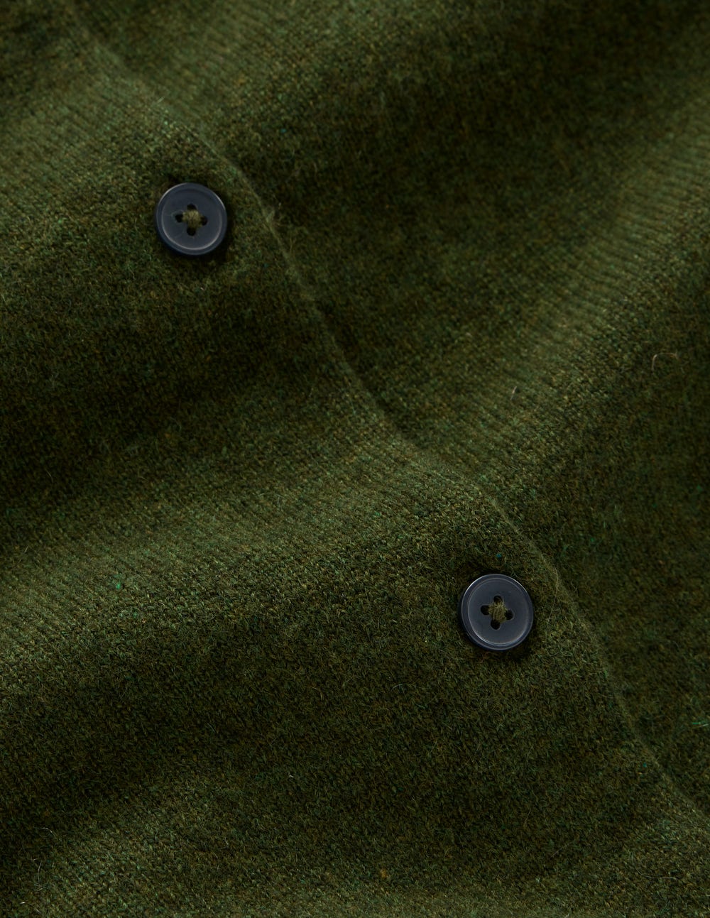 Eva Kaschmir-Strickjacke mit Rundhalsausschnitt-Blattgrün Meliert