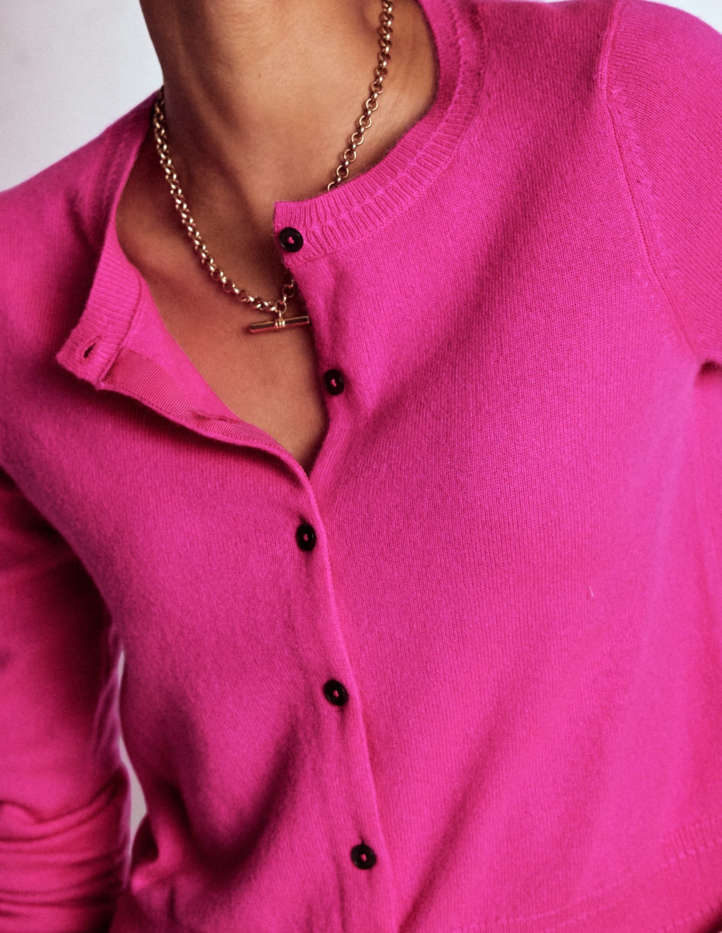 Eva Verkürzte Strickjacke aus Kaschmir-Farbenfrohes Stiefmütterchen