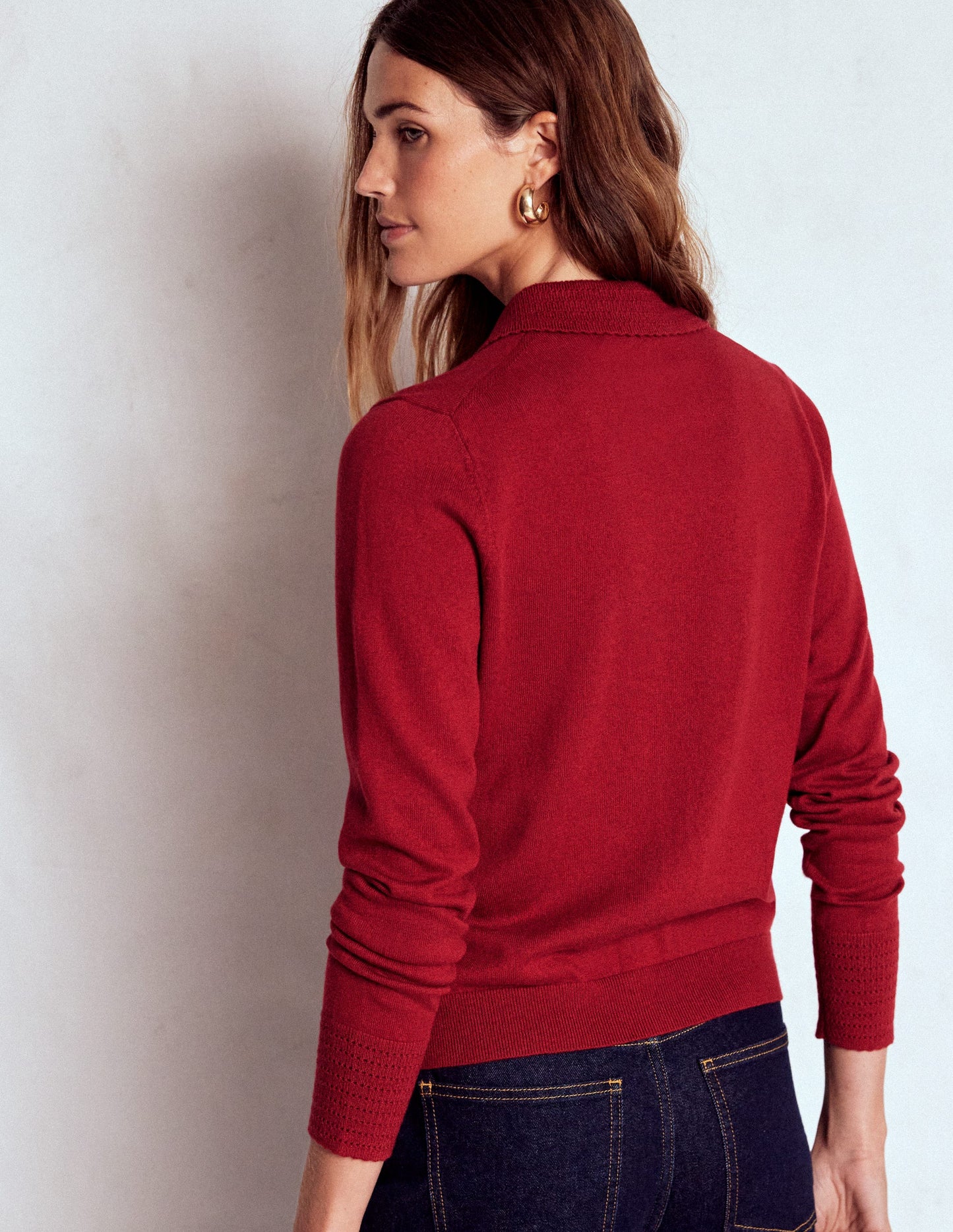 Briony Strickjacke mit Ziernähten-Rot Lakritz