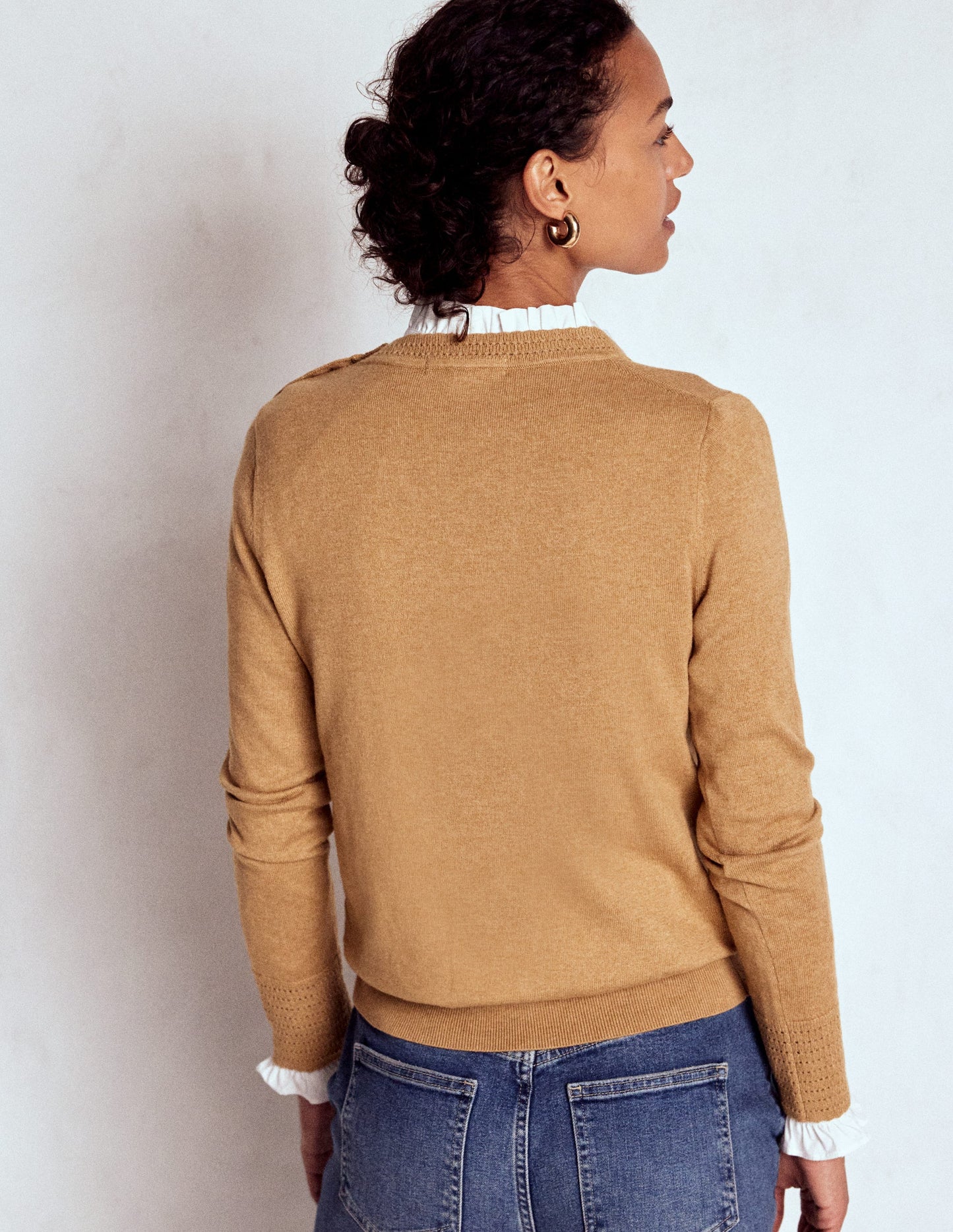 Briony Pullover mit Ziernähten-Camel Meliert