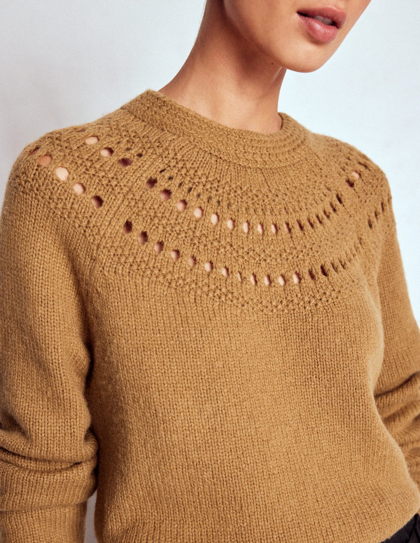 Flauschiger Grobstrickpullover-Camel Meliert