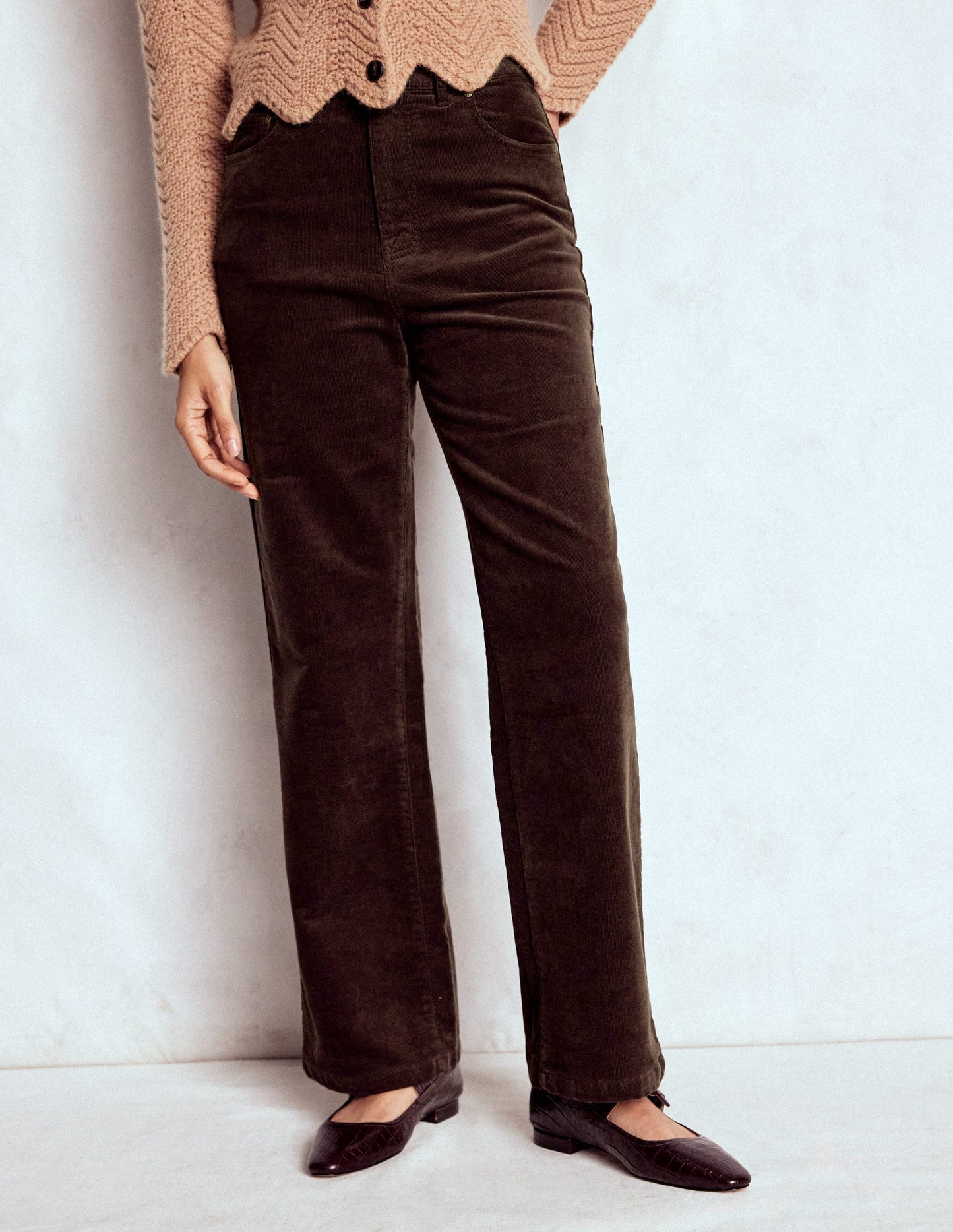 Cord-Jeans mit geradem, weitem Bein im Five-Pocket-Design-Espresso