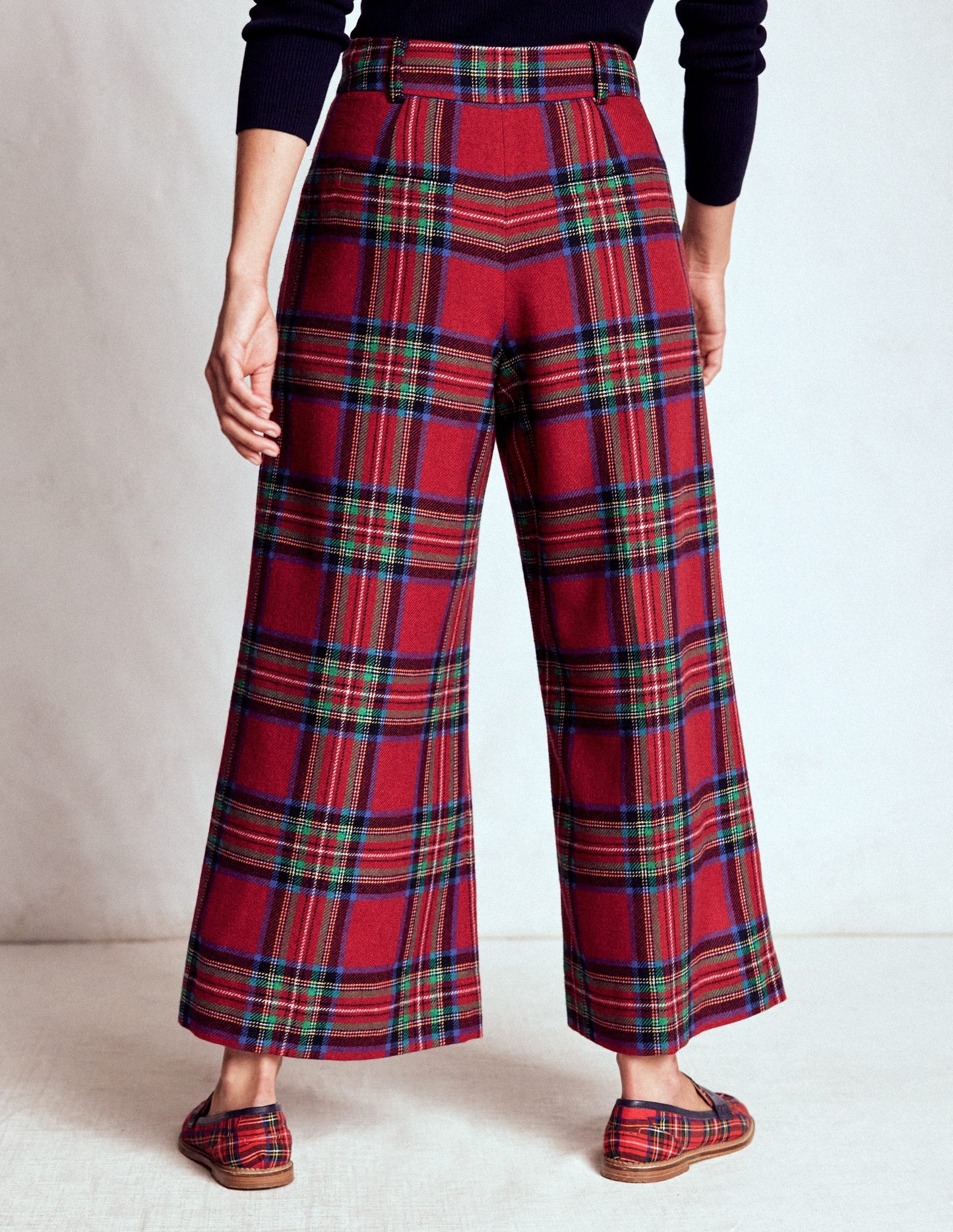 Jupe-culotte plissée en laine-Carreaux rouges, bleus et verts