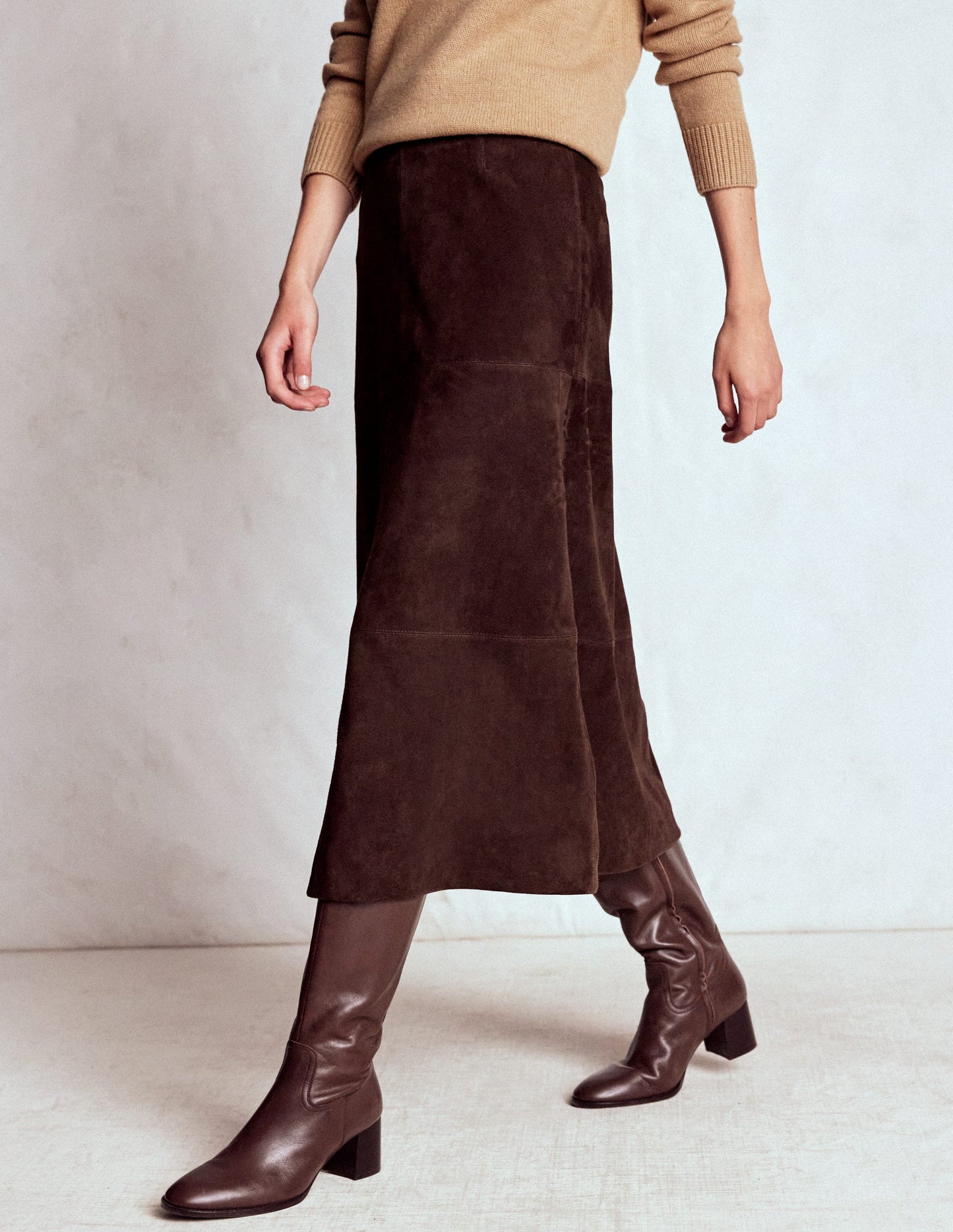 Jupe midi en daim-Chocolat noir