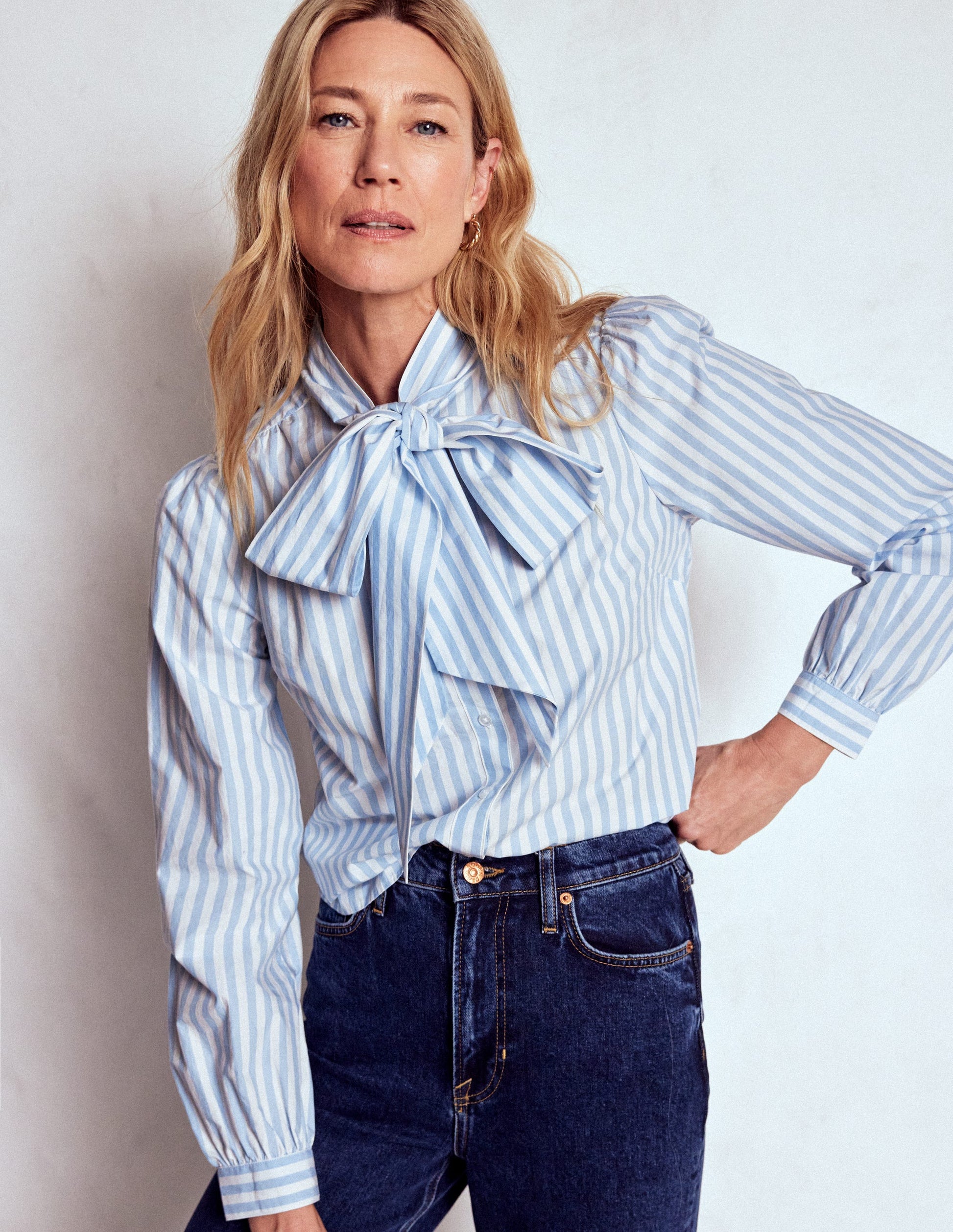 Oberteil zum Binden-Gletscherblau und Naturweiß Streifen-4