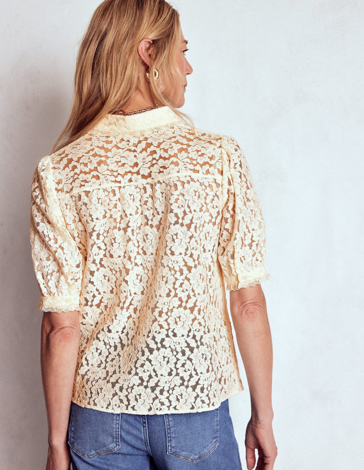 Blouse à manches courtes en dentelle-Ivoire