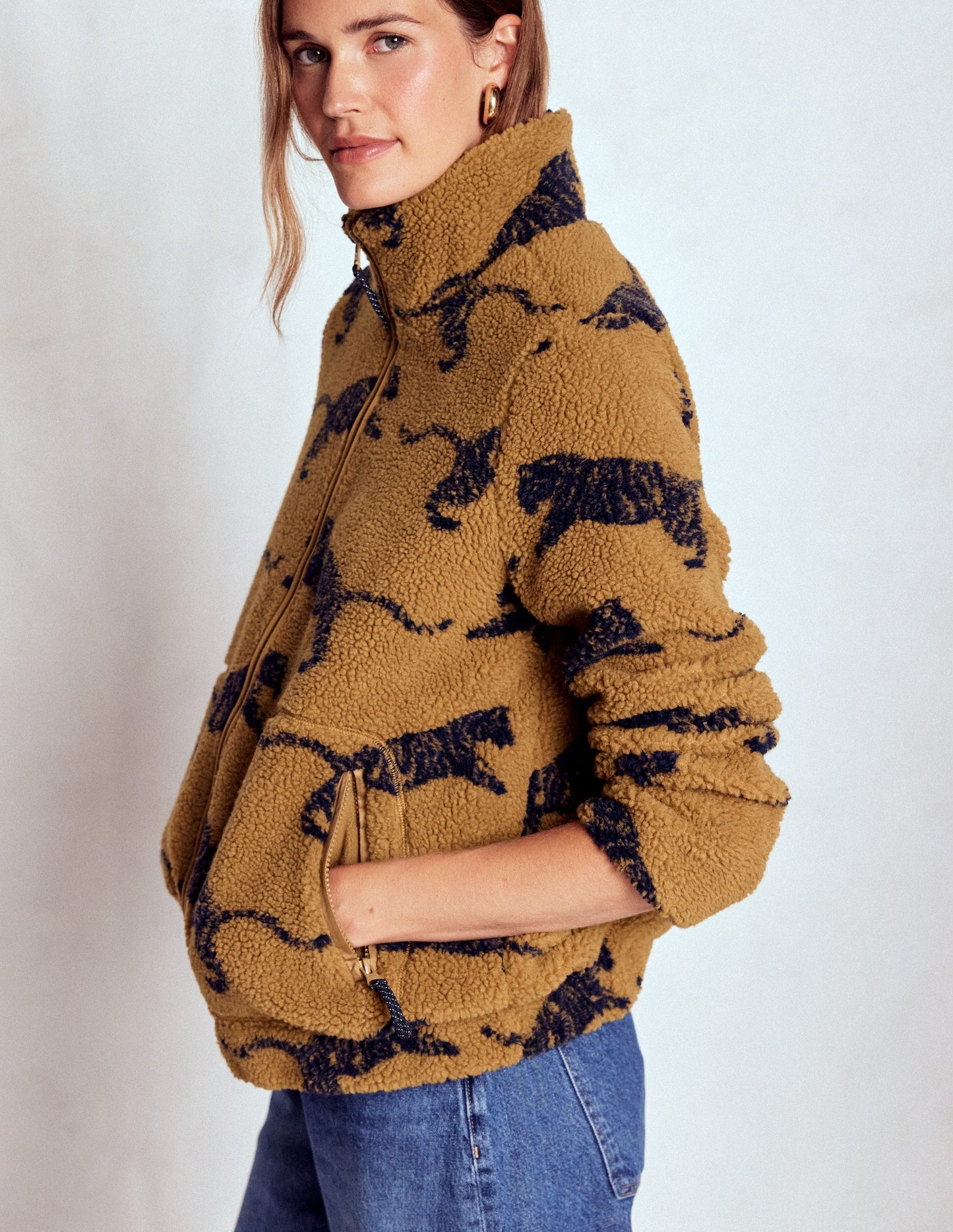 Westminster Teddyfelljacke-Haselnussbraun, Springender Tiger