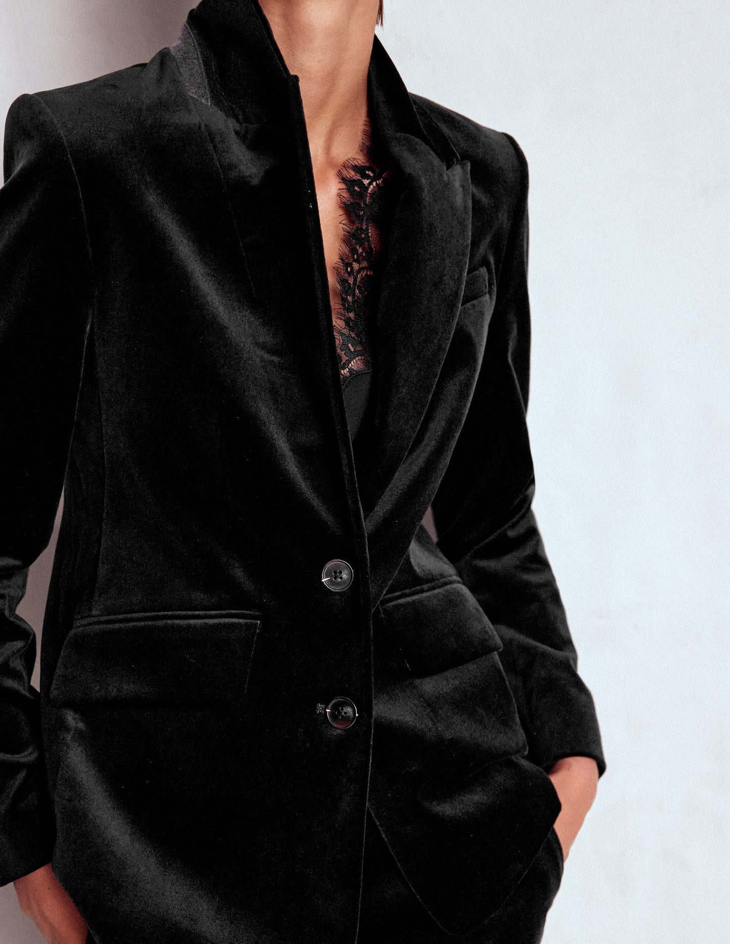 Stamford Velvet Blazer-Black