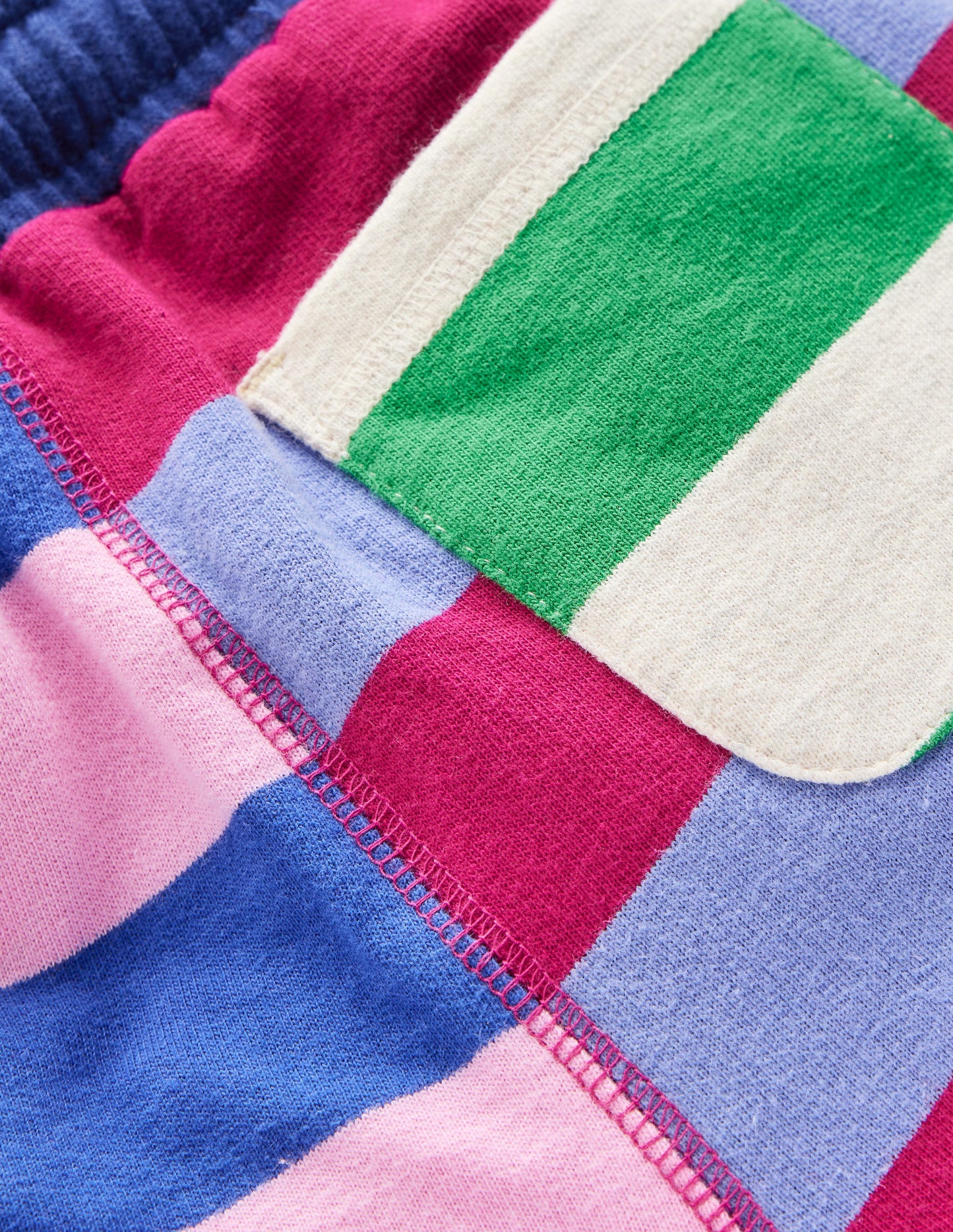 Bedruckte Jerseyshorts-Bunt Kuddelmuddel-Streifen