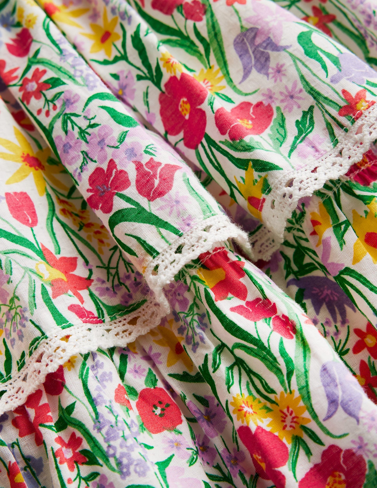 Gewebtes Stufenkleid mit Spitze-Bunt, Frühlingsblumen