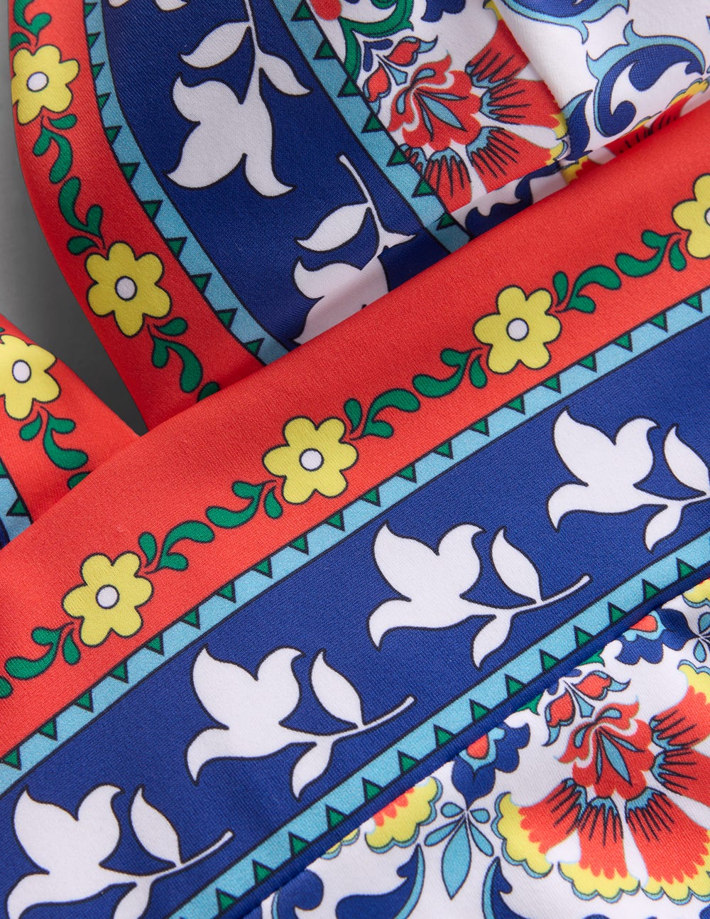 Porto Tankinioberteil-Bunt, Zierspalier