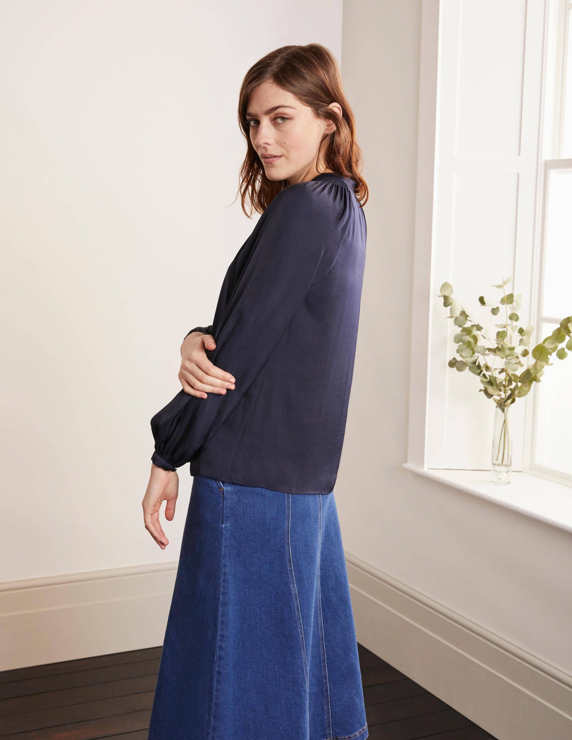 Blouse Kitty à col smocké-Bleu marine - Image 2