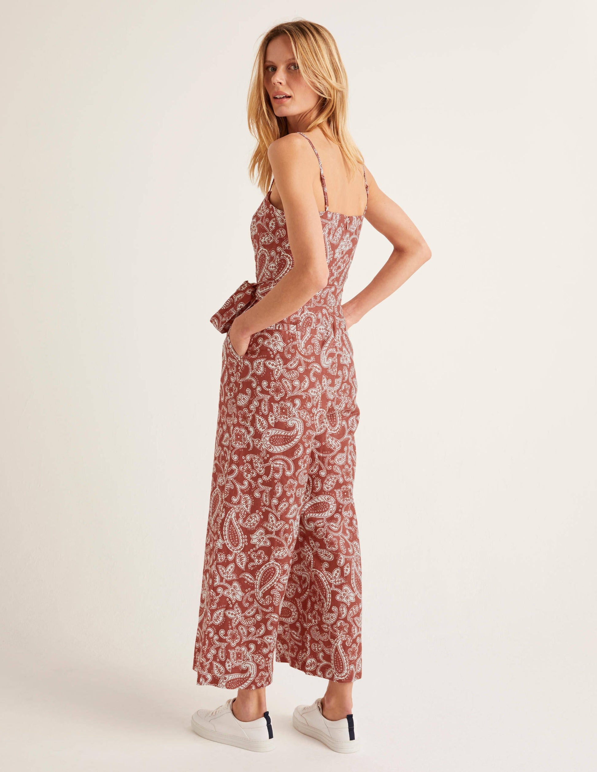 Colette Leinen-Jumpsuit-Rot, Paisley-Muster-3