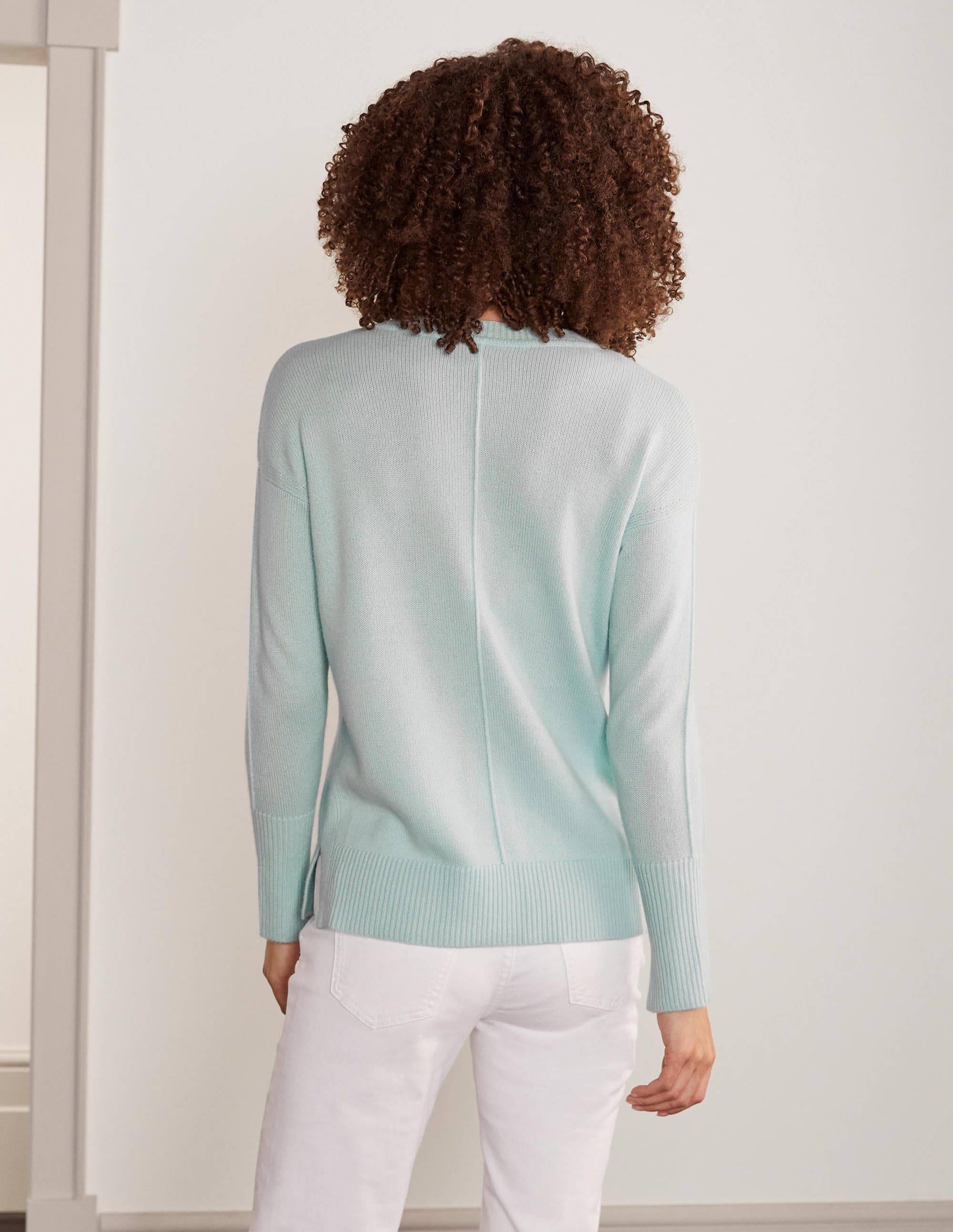 Derby Relaxed Cashmere Jumper-Cut Glass Blue - Image 2