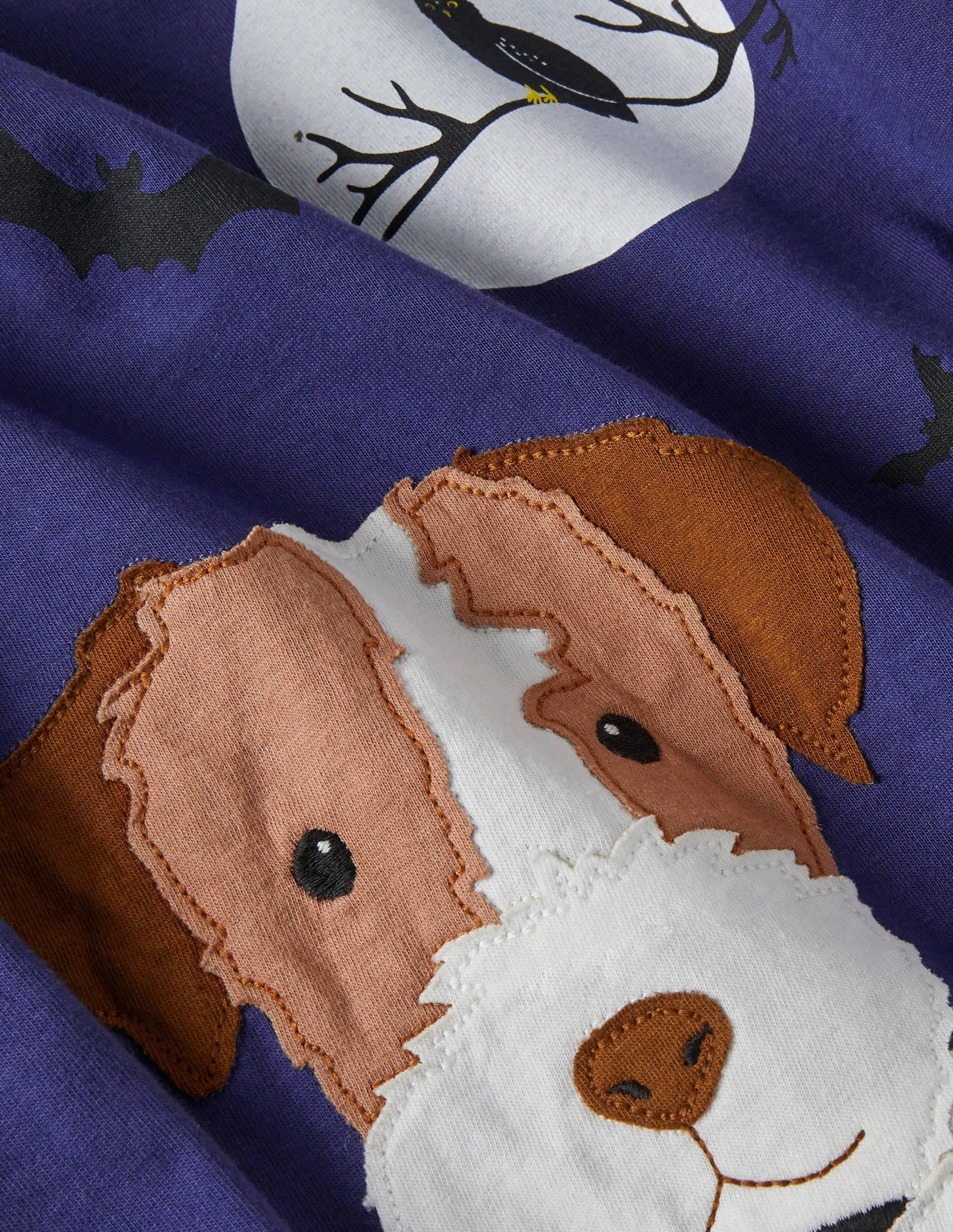 T-Shirt mit Halloween-Applikation-DE_D9_Colour translations_Test050-3
