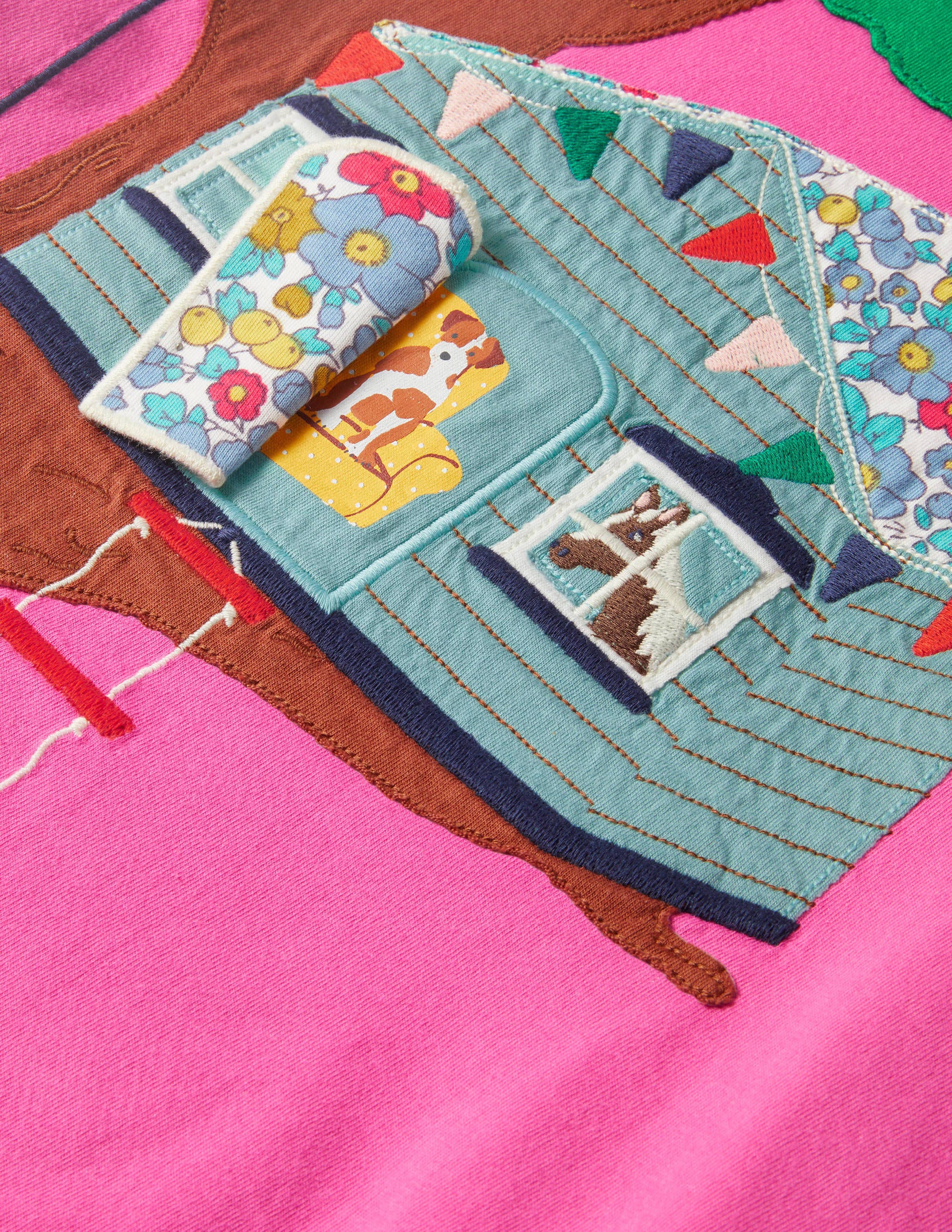 Robe en jersey avec rabat à soulever-Cabane dans les arbres rose bonheur - Image 3
