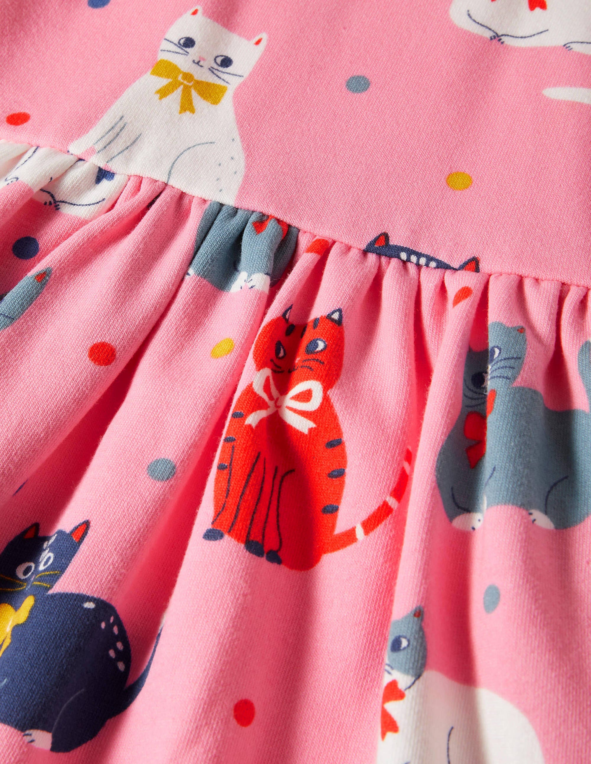 Gemütliches Sweatshirt-Kleid mit Muster-Kirschblütenrosa, Neugierige Katzen - Image 3
