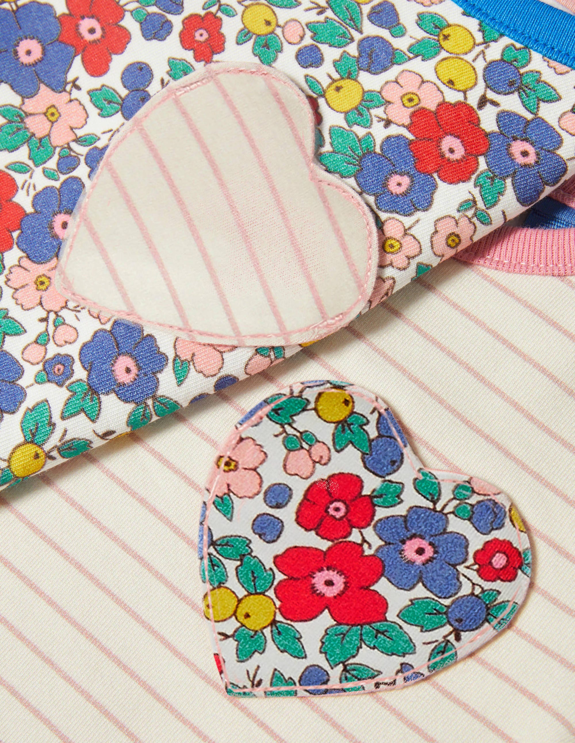 2 T-shirts-Motif floral fleur de pommier multi - Image 3