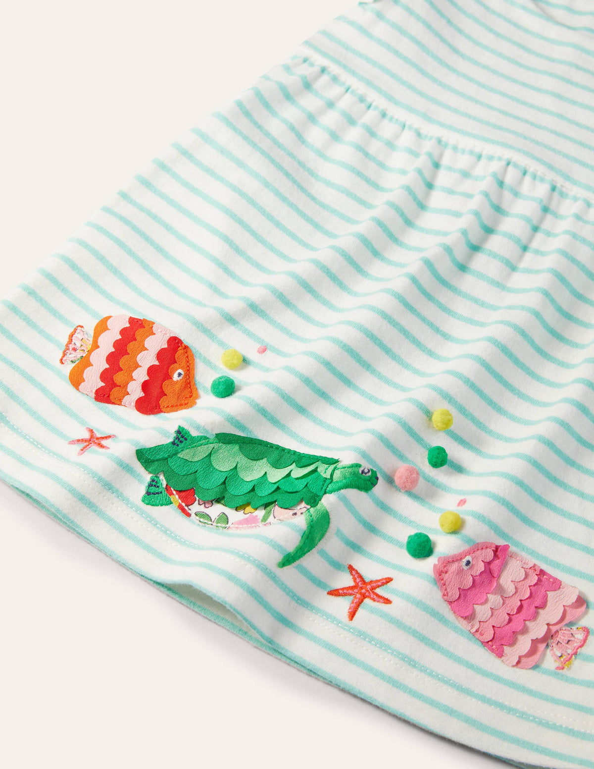 Gestreiftes Jersey-Kleid mit Applikationen-Naturweiß/Türkis, Fisch - Image 3