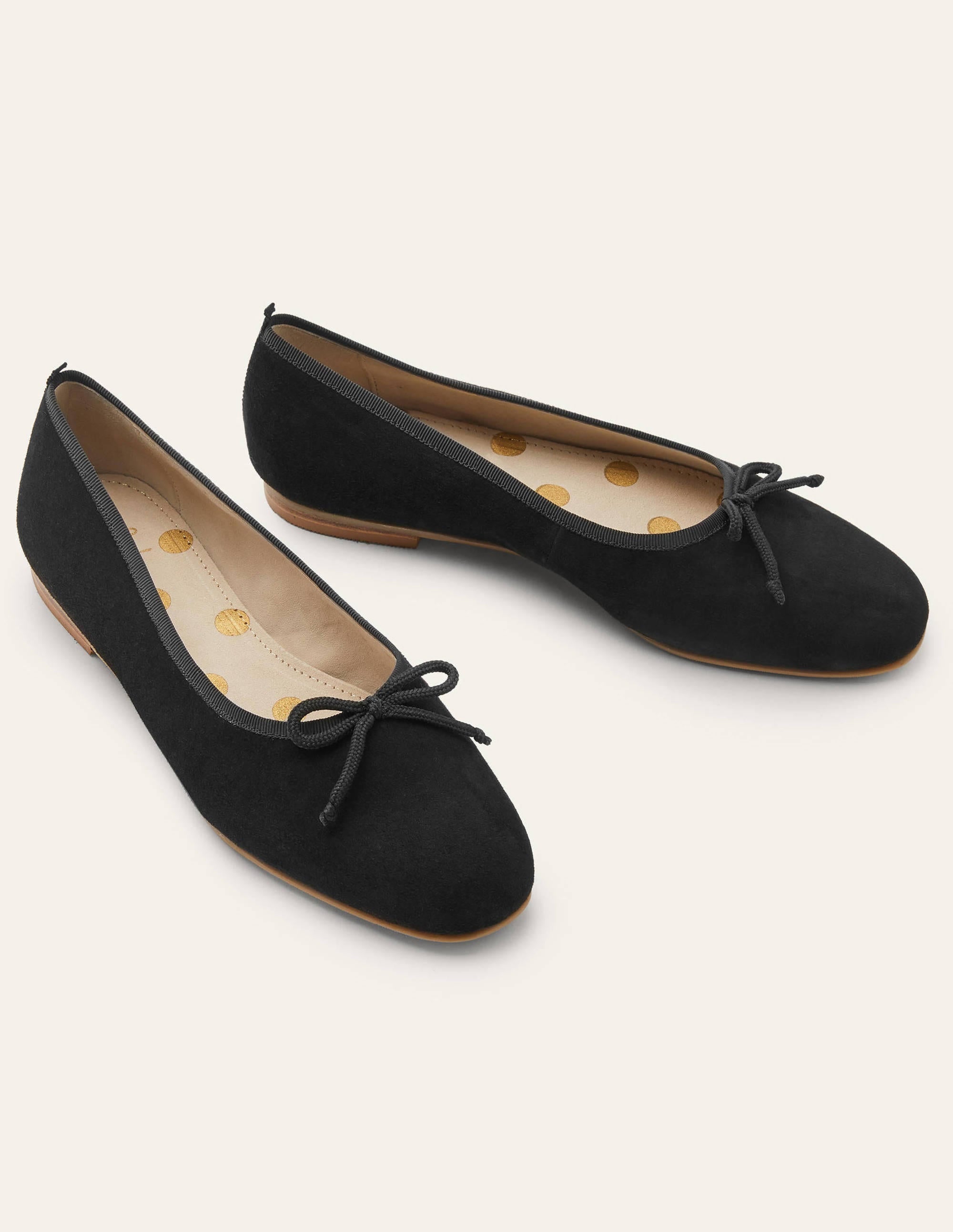 Ballerines couvrantes-Daim noir - Image 1