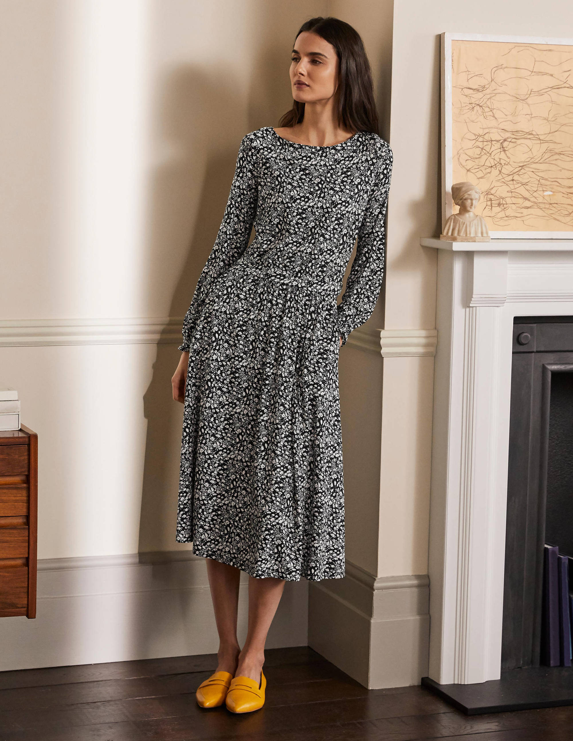 Robe midi Evelyn en jersey-Noir, motif cascade florale - Image 4