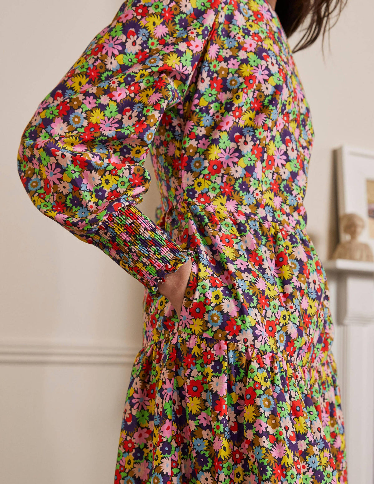 Maxikleid mit Stufen-Kirschrot, Bunte Gänseblümchen-2