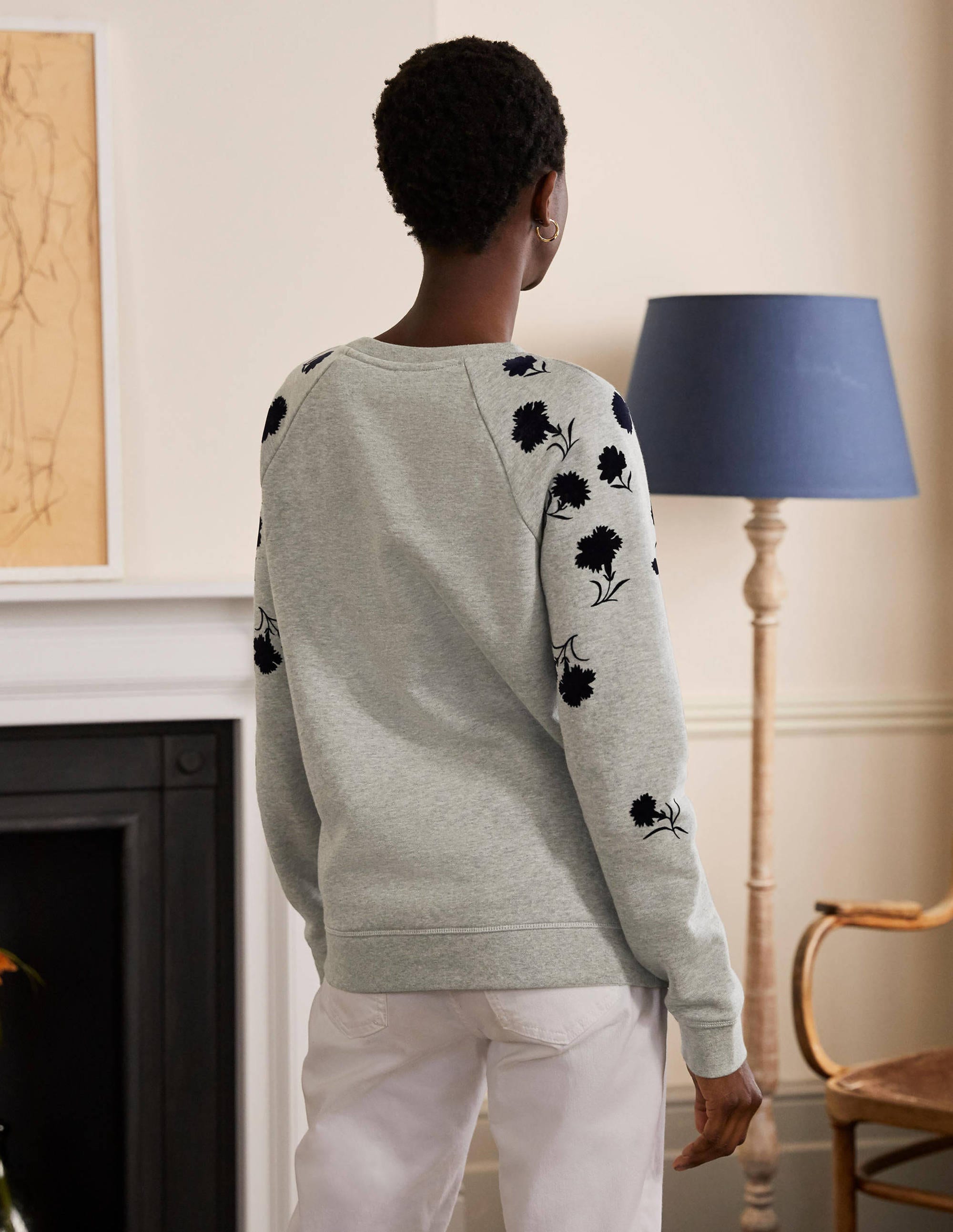 Gemustertes Sweatshirt aus Baumwolle-Grau Meliert, Knospen mit Blättern - Image 3