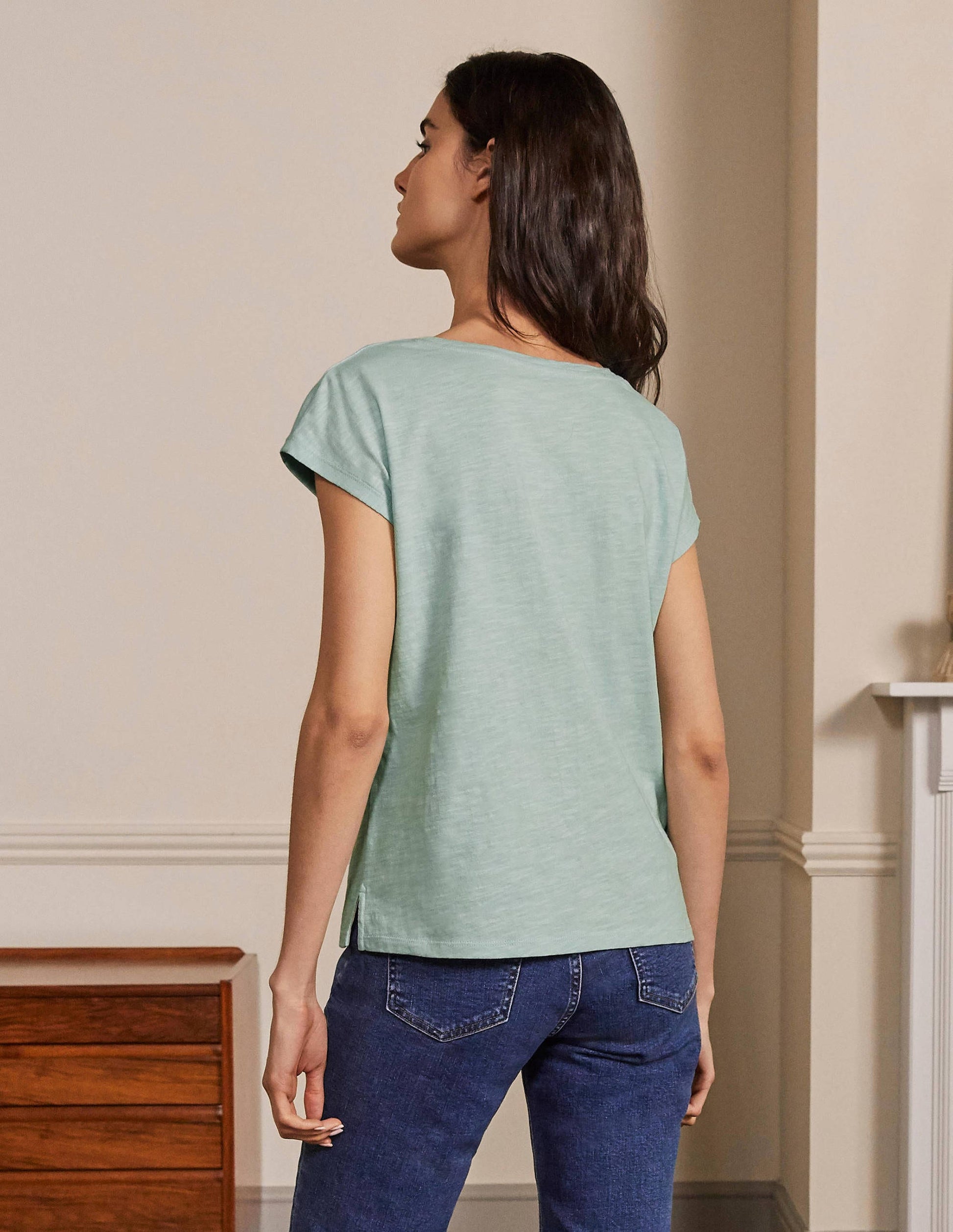 Le T-shirt à col V arrondi en coton-Eau douce-3