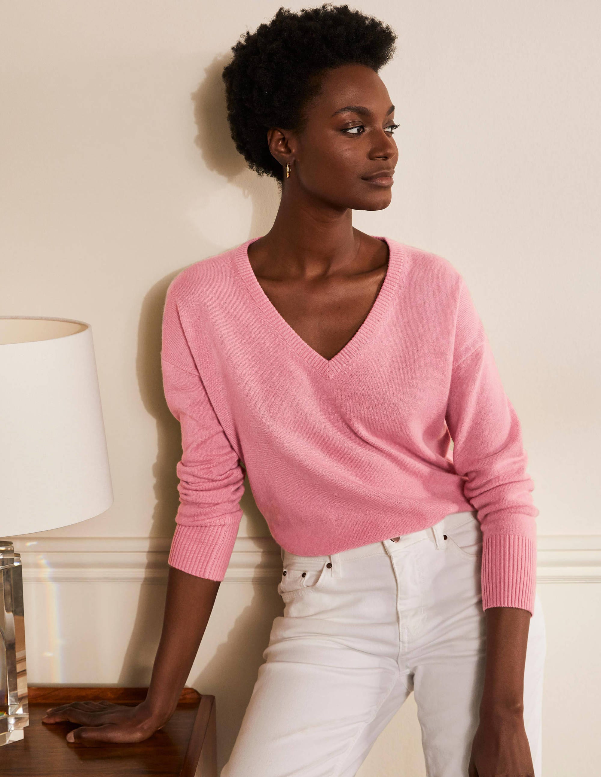 Lässiger Kaschmirpullover mit V-Ausschnitt-Kirschblütenrosa - Image 1