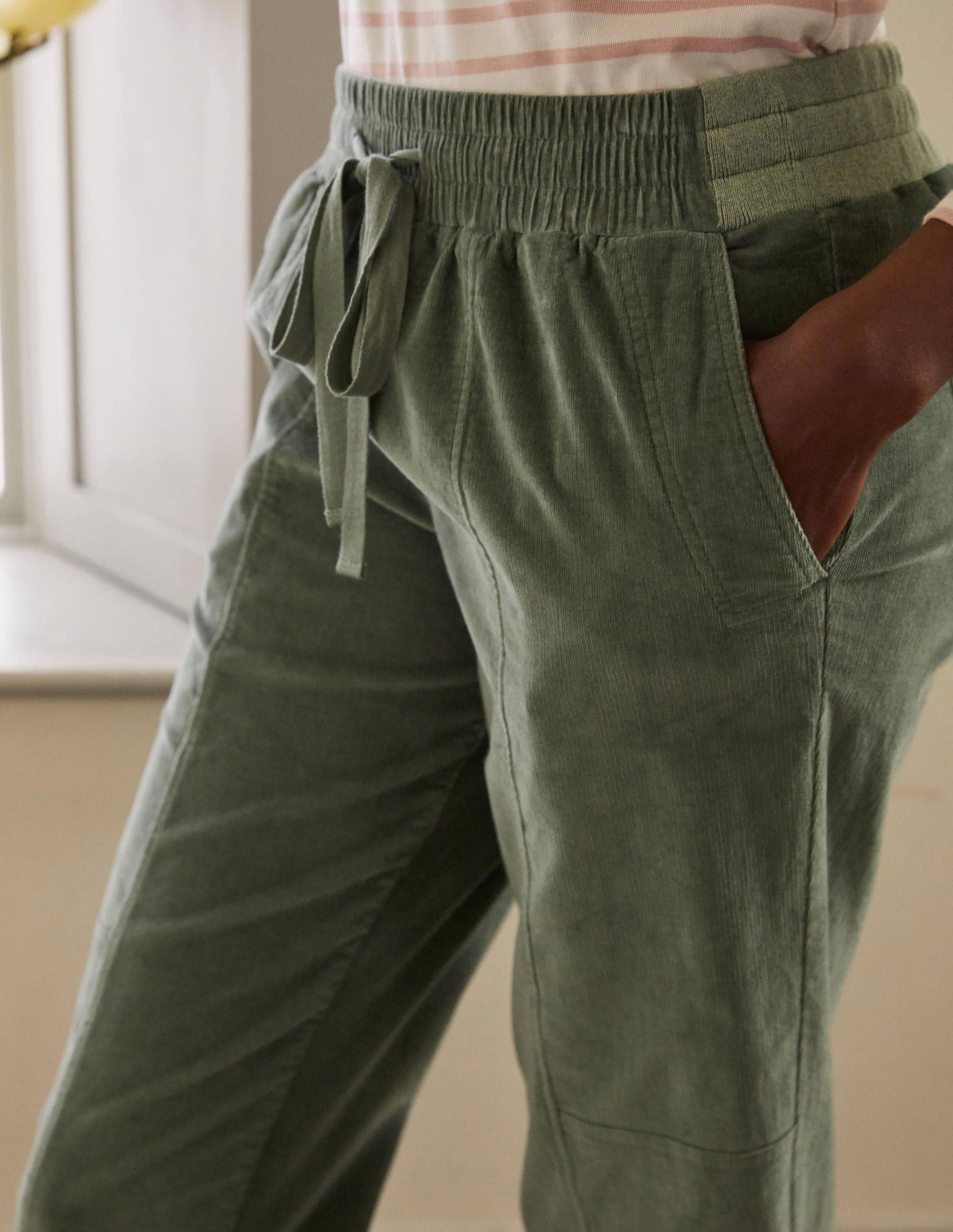 Dorset Cord-Jogginghose-Erlengrün - Image 1