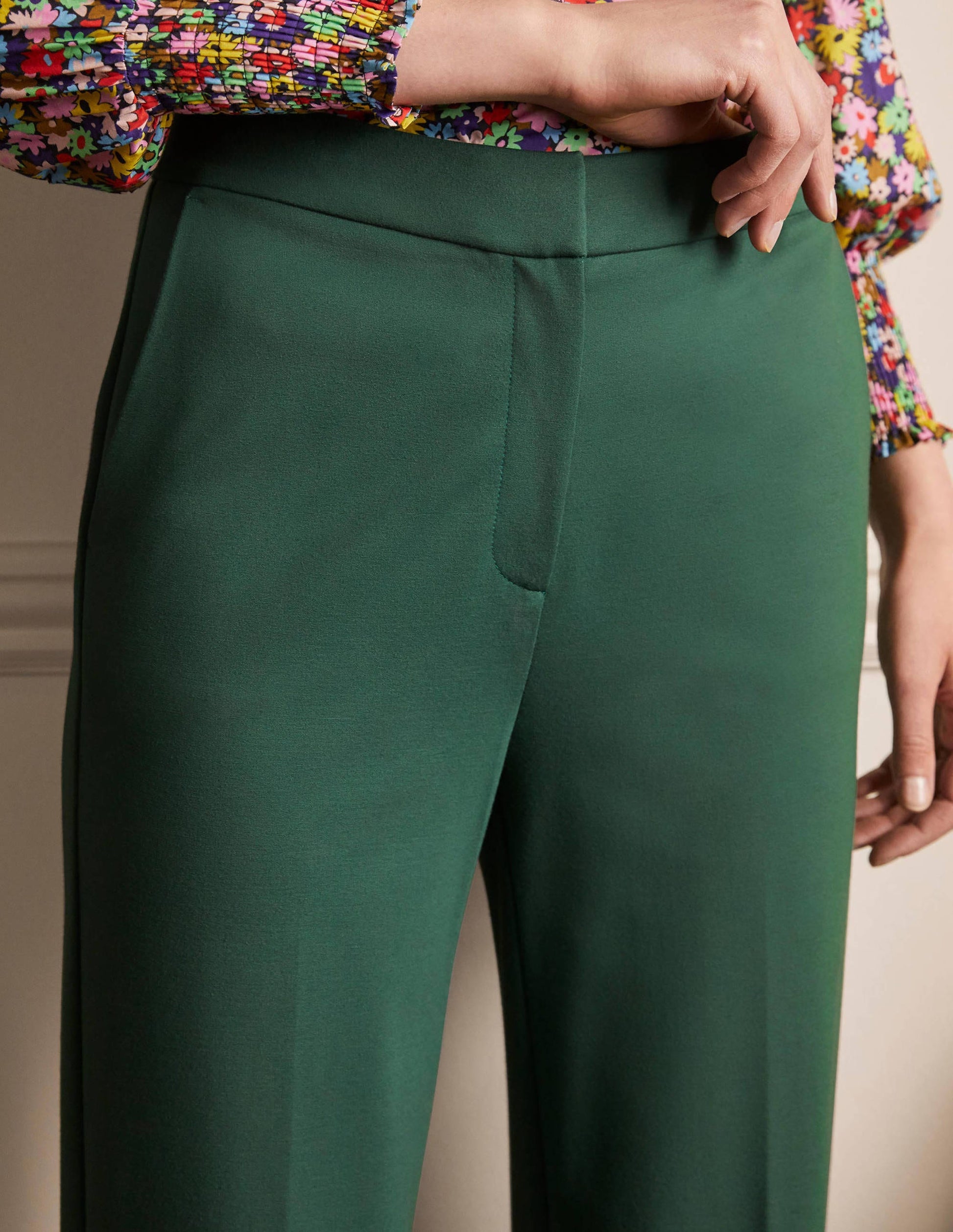 Westbourne Ponté-Hose-Palmblattgrün-3