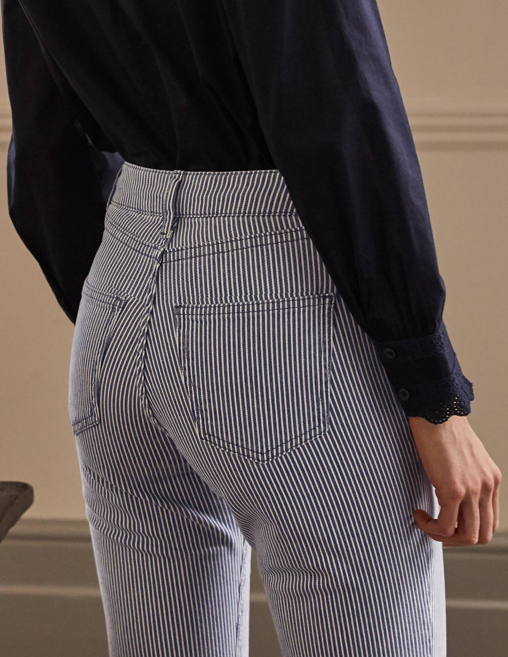 Schmale 7/8-Hose mit geradem Schnitt-Naturweiß/Navy, Feine Streifen - Image 2