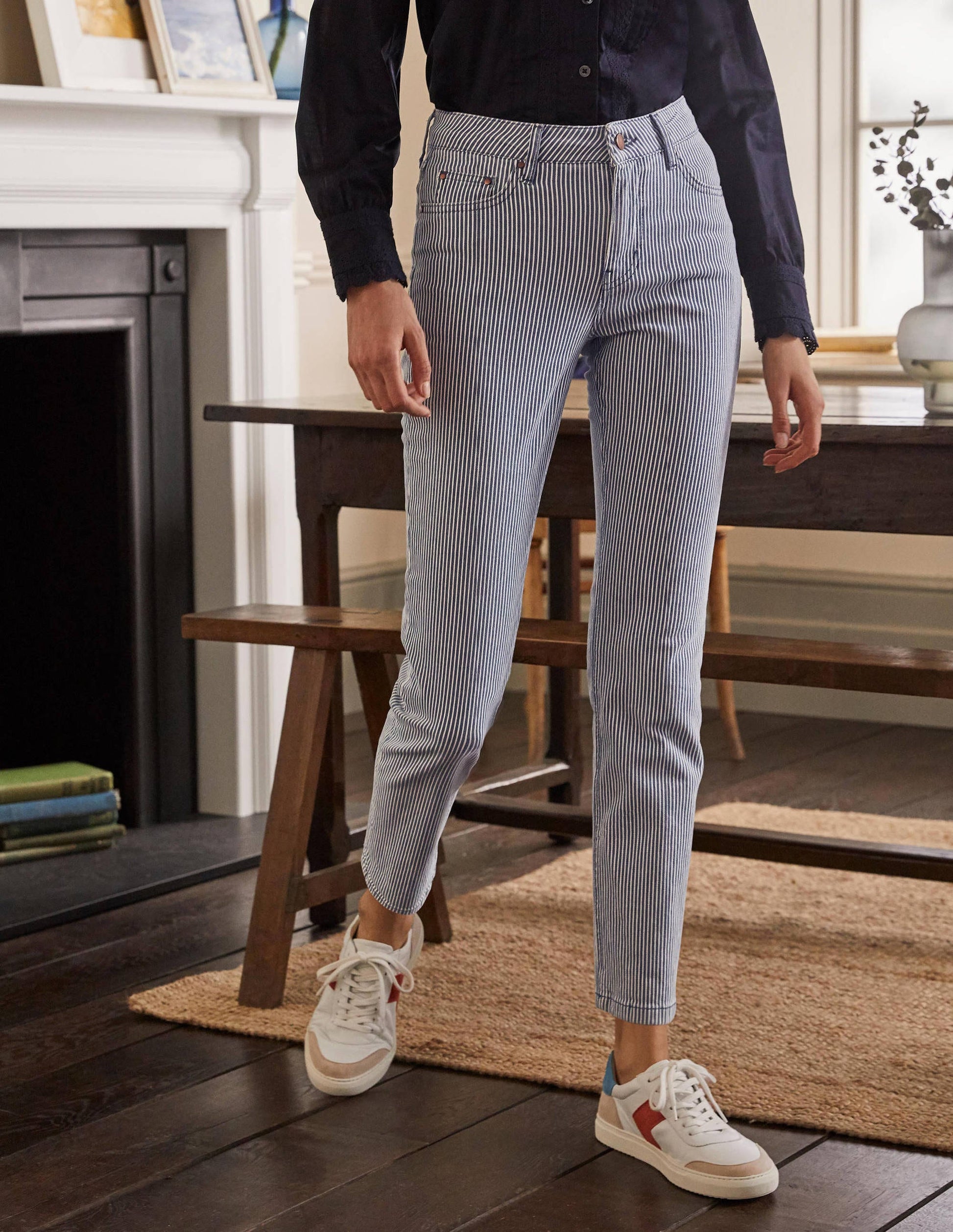 Schmale 7/8-Hose mit geradem Schnitt-Naturweiß/Navy, Feine Streifen-4