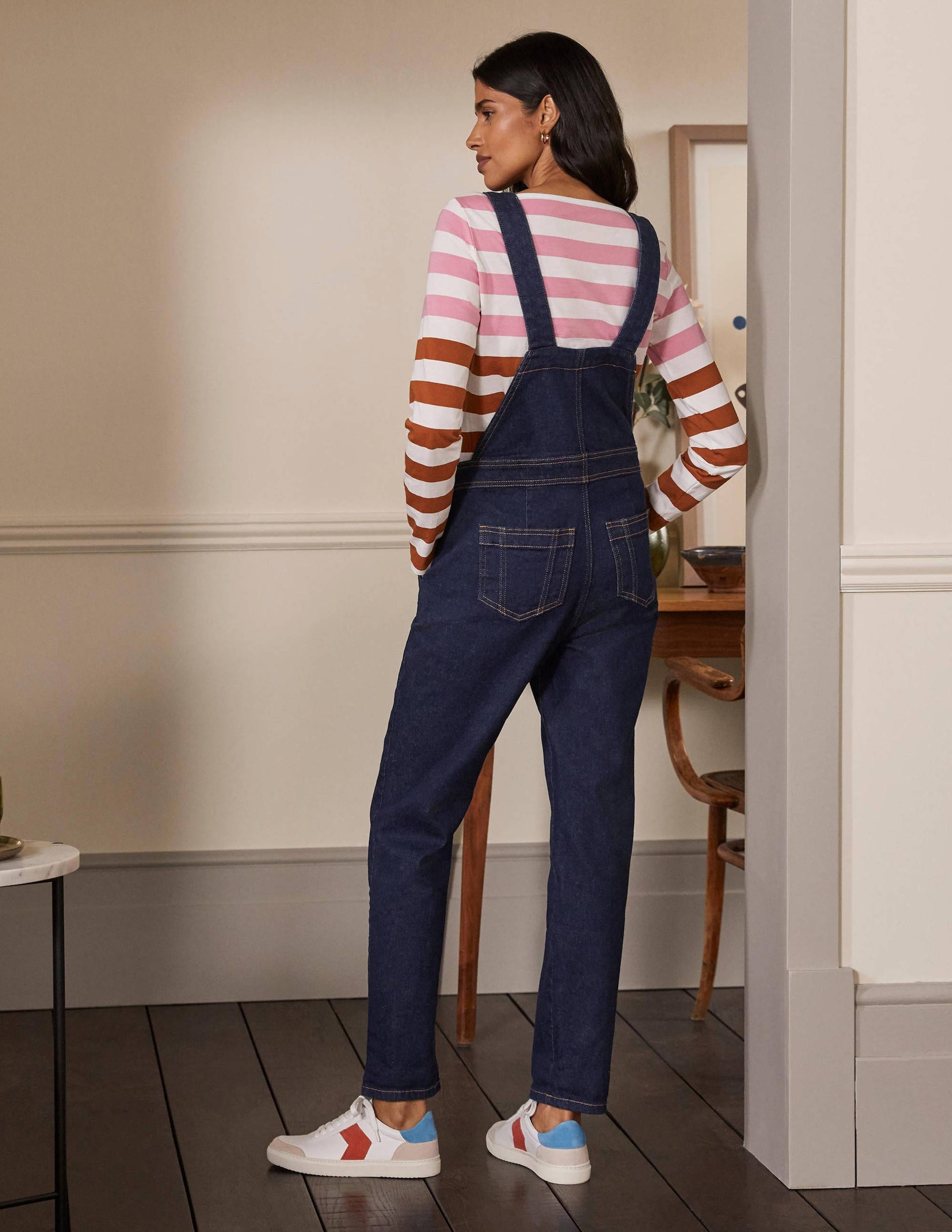 Girlfriend-Latzhose-Indigoblau-3