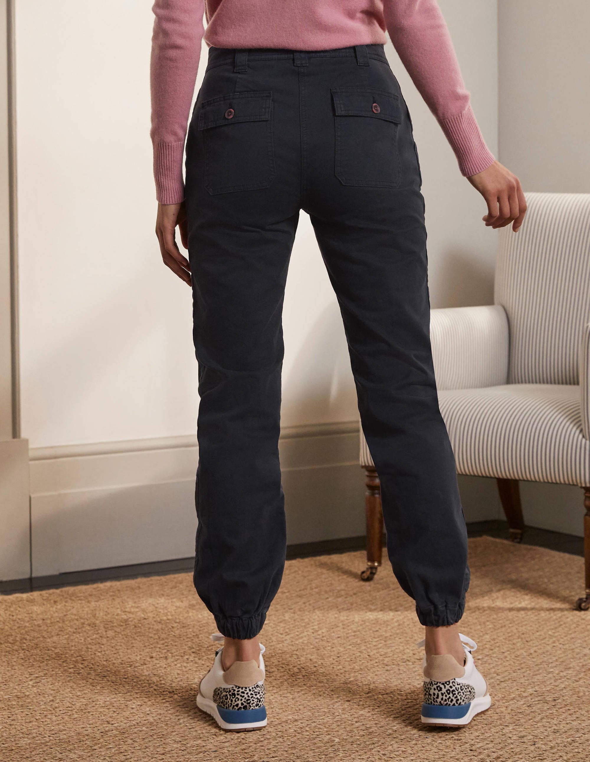Gowrie Trousers-Black - Image 2