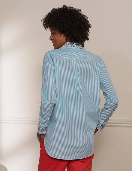 Agnes Oversize-Hemd-Zartes Seeblau, Feine Streifen