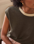 Jersey-T-Shirt mit glitzerndem Ausschnitt-Klassisches Khaki