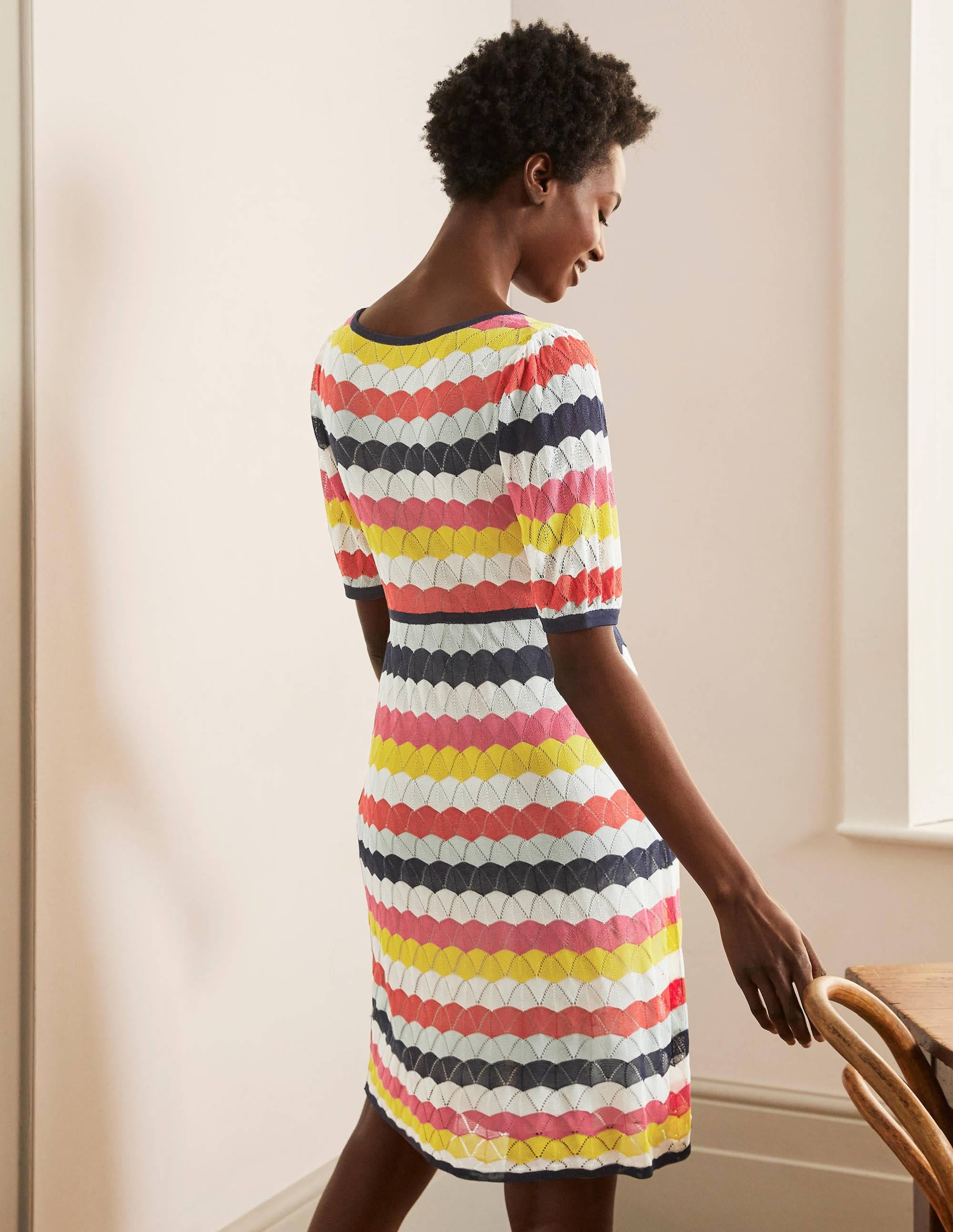 Margie Strickkleid-Surfblau/Pink, Gestreift - Image 3