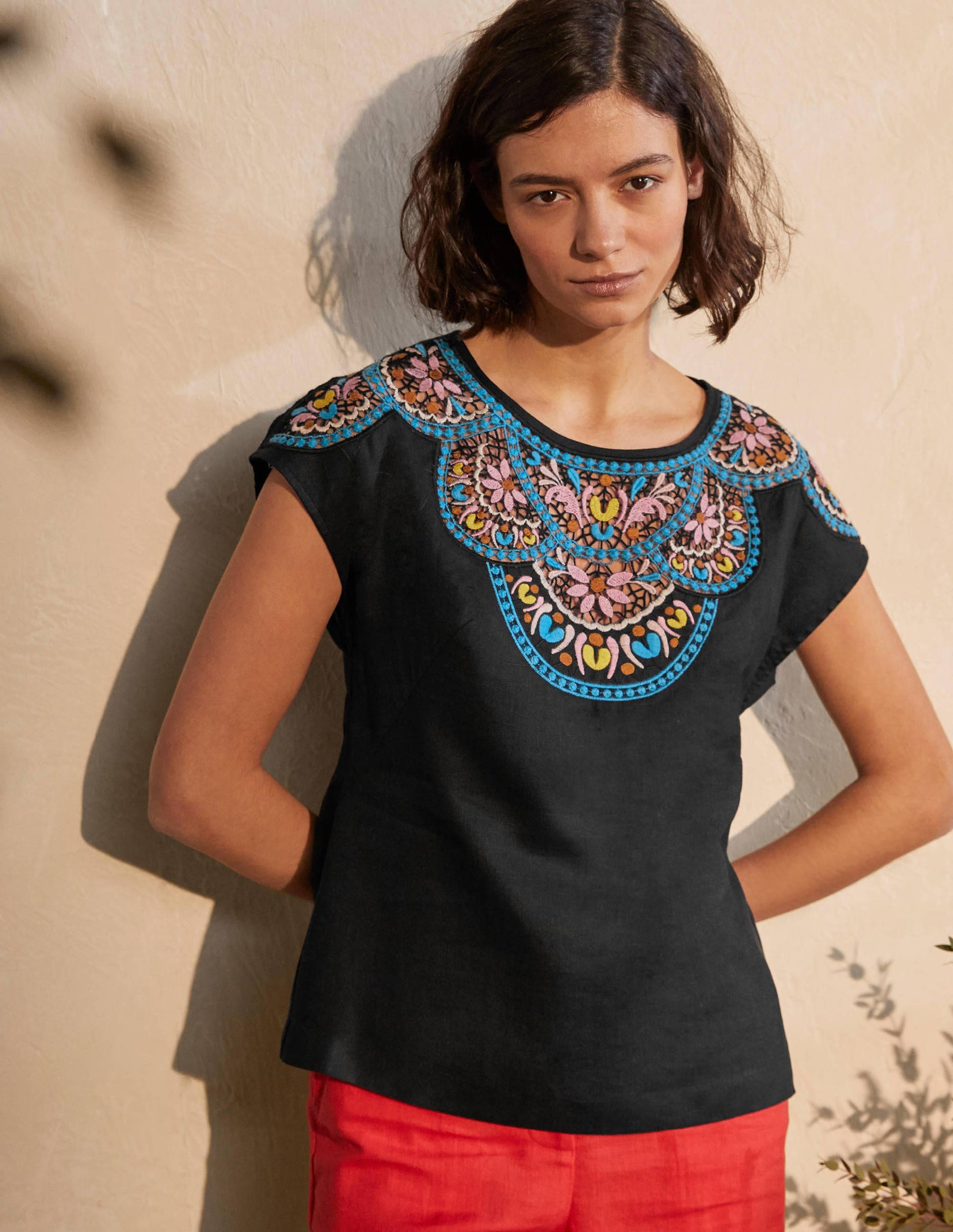 Top Fleur brodé en lin-Noir/multi-4