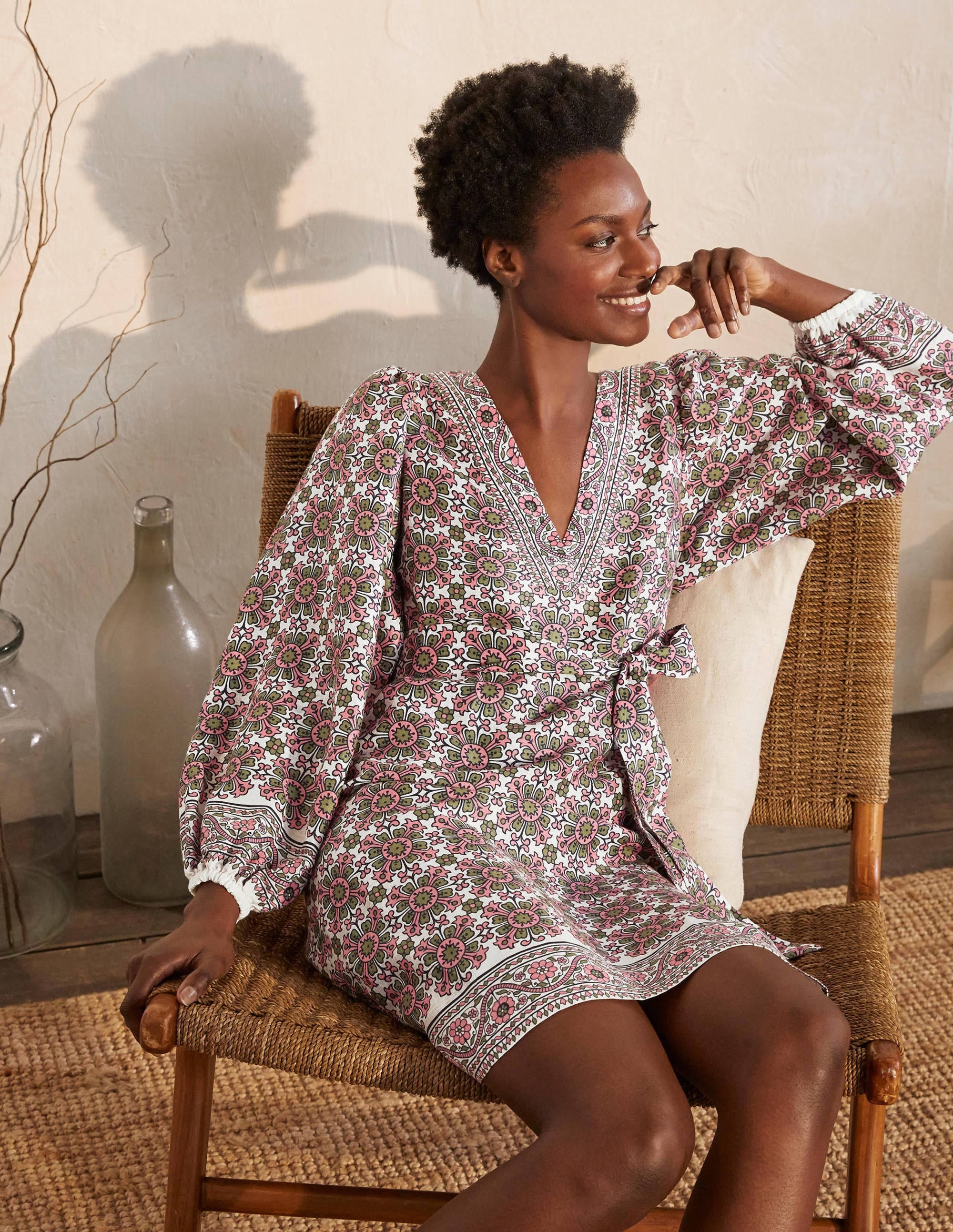 Robe Bridget en lin à ceinture-Ivoire et azalée, tuile flore - Image 4
