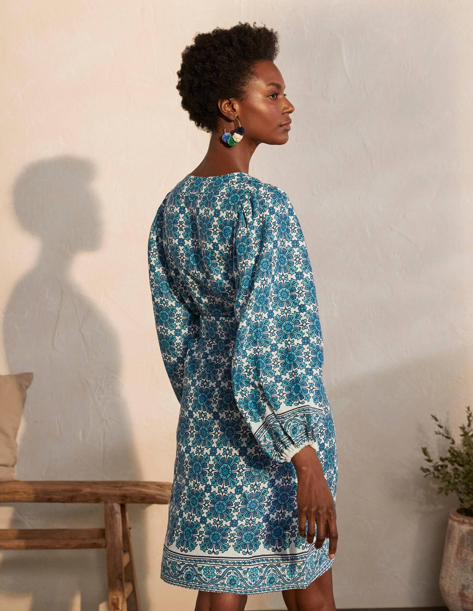 Robe Bridget en lin à ceinture-Océan Indien, tuile flore-2