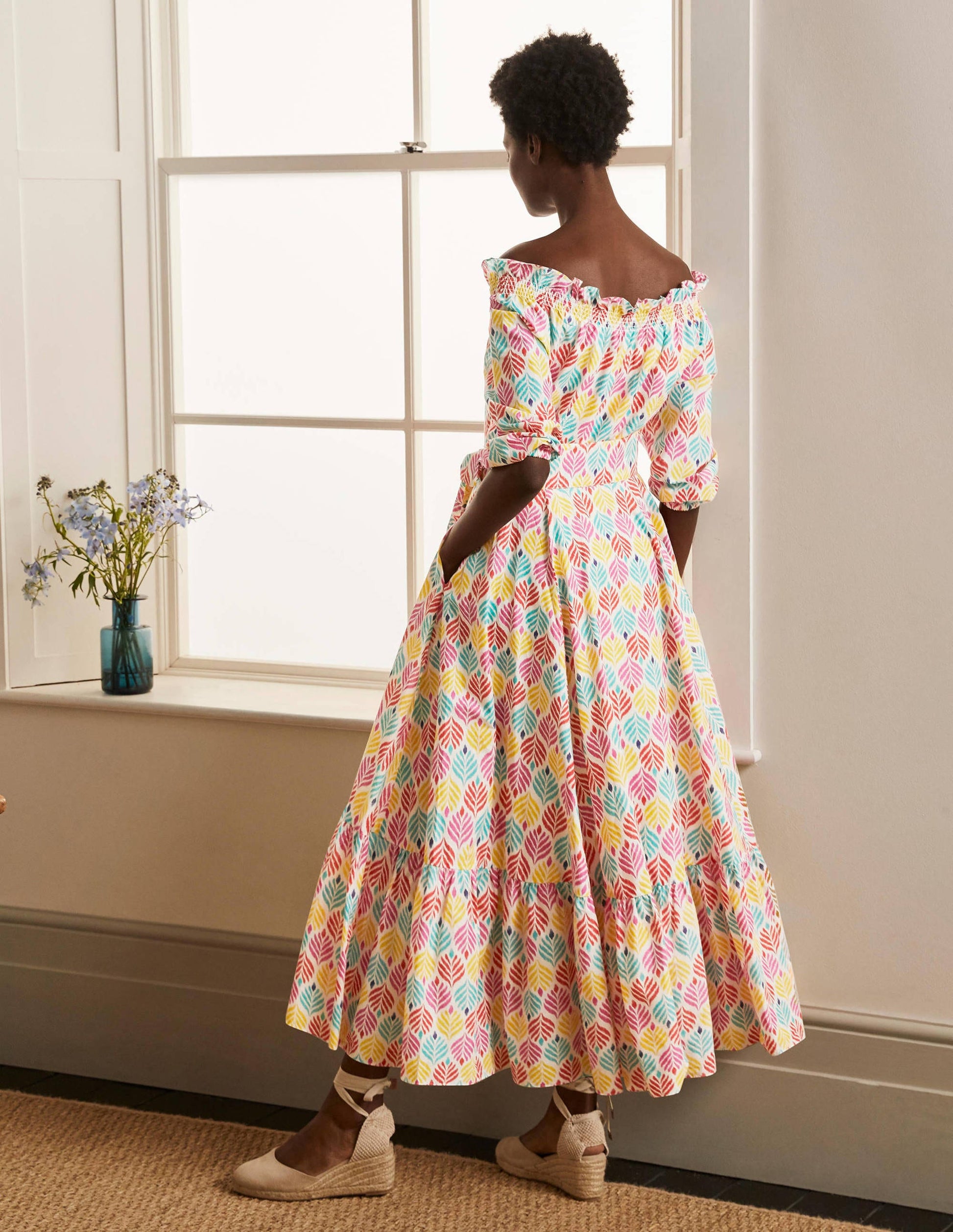 Rosalind Gestuftes Midikleid-Naturweiß/Bunt, Palmenkacheln-2