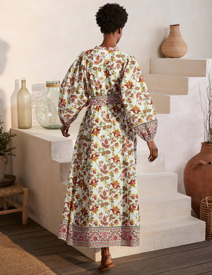 Baumwoll-Maxikleid mit gekerbtem Ausschnitt-Naturweiß, Sommerlicher Chintz