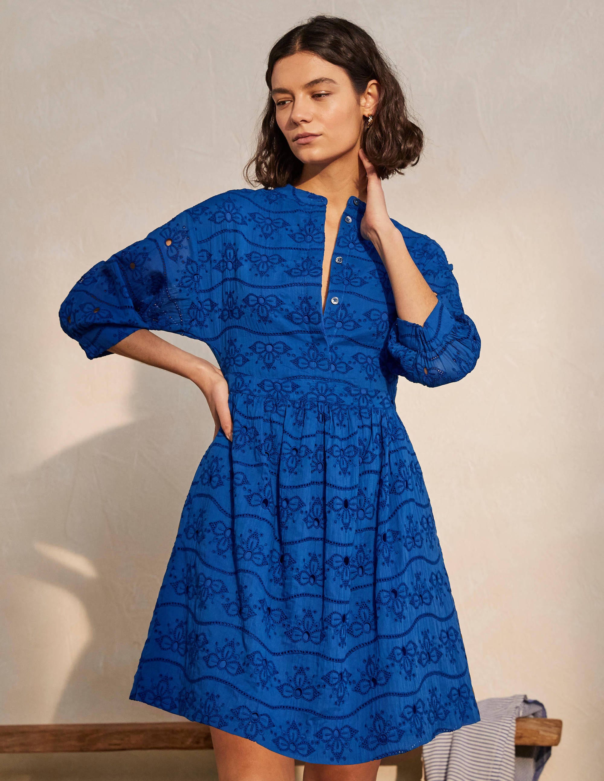 Robe en coton et broderie anglaise-Bleu des cimes - Image 5